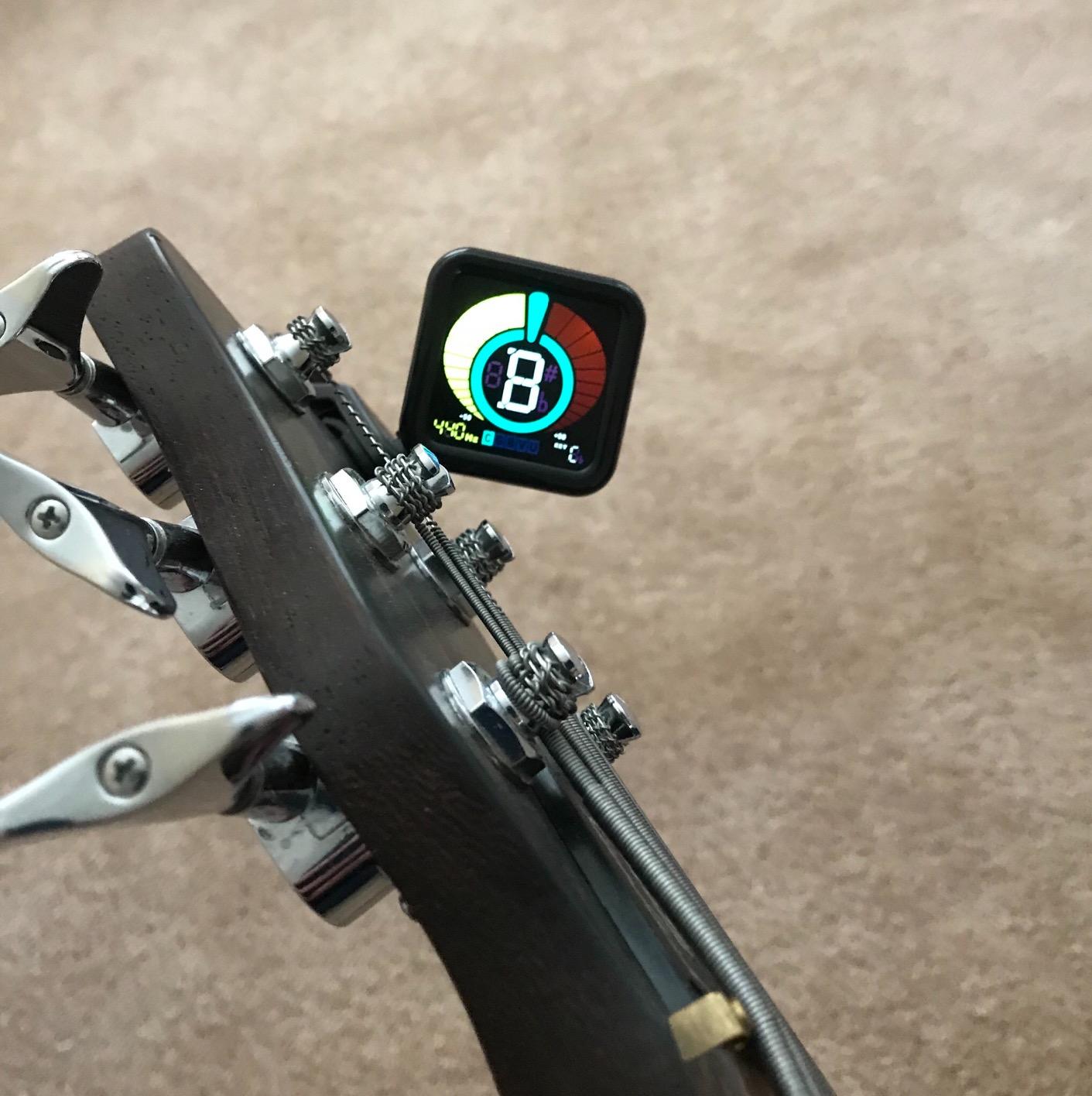 KLIQ UberTuner Clip On Guitar Tuner -Black | Fast & Accurate Chromatic Tuner for Acoustic & Electric Guitar, Bass, Ukulele, Violin, Banjo & all other instruments customer photo 1