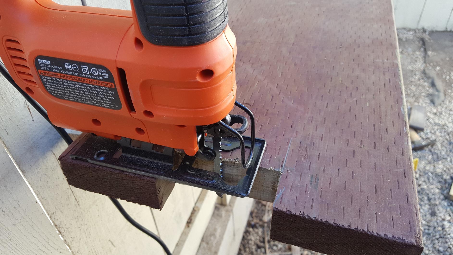 BLACK+DECKER Jig Saw, 4.5 -Amp (BDEJS300C) customer photo 2