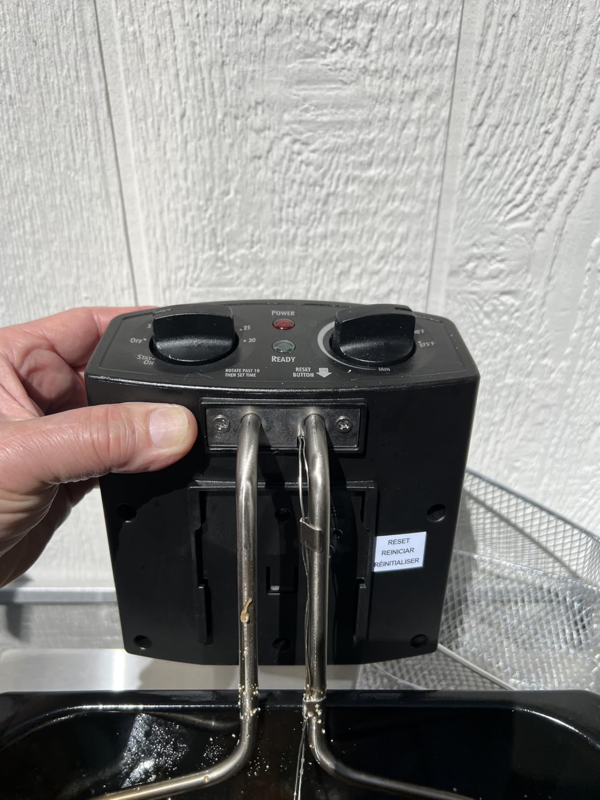 Hamilton Beach Professional Style Electric Deep Fryer With 2 Baskets | 4.5 Liter / 19 Cup Oil Capacity | 1800 Watts | Lid With View Window | Easy Detach Magnetic Cord | Stainless Steel | 35036 customer photo 1