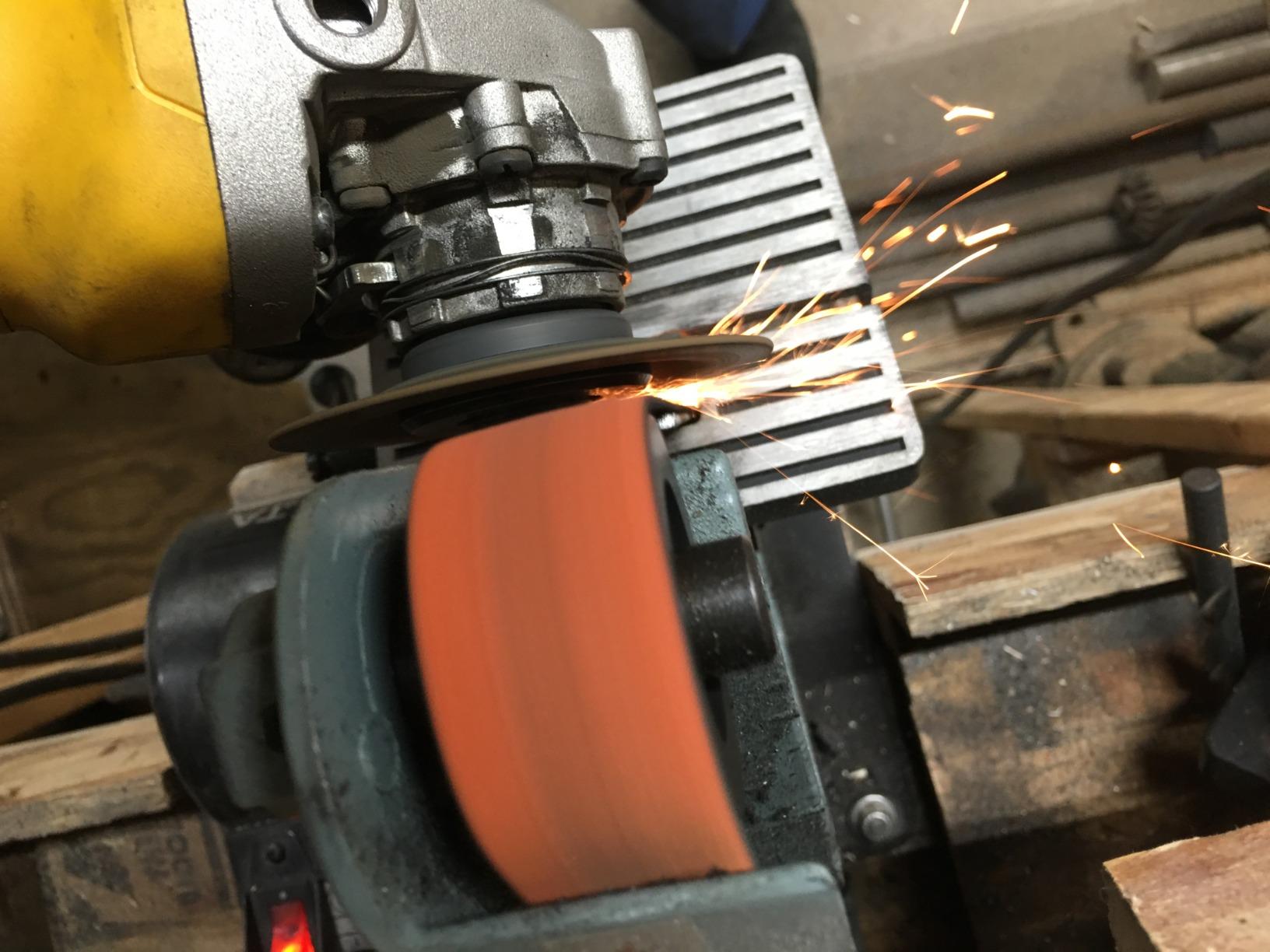 DEWALT Angle Grinder, 4.5 Inch, 11 Amp, 11,000 rpm, With Paddle Switch, Ergonomic Compact Design Grinder Tool (DWE402) customer photo 1