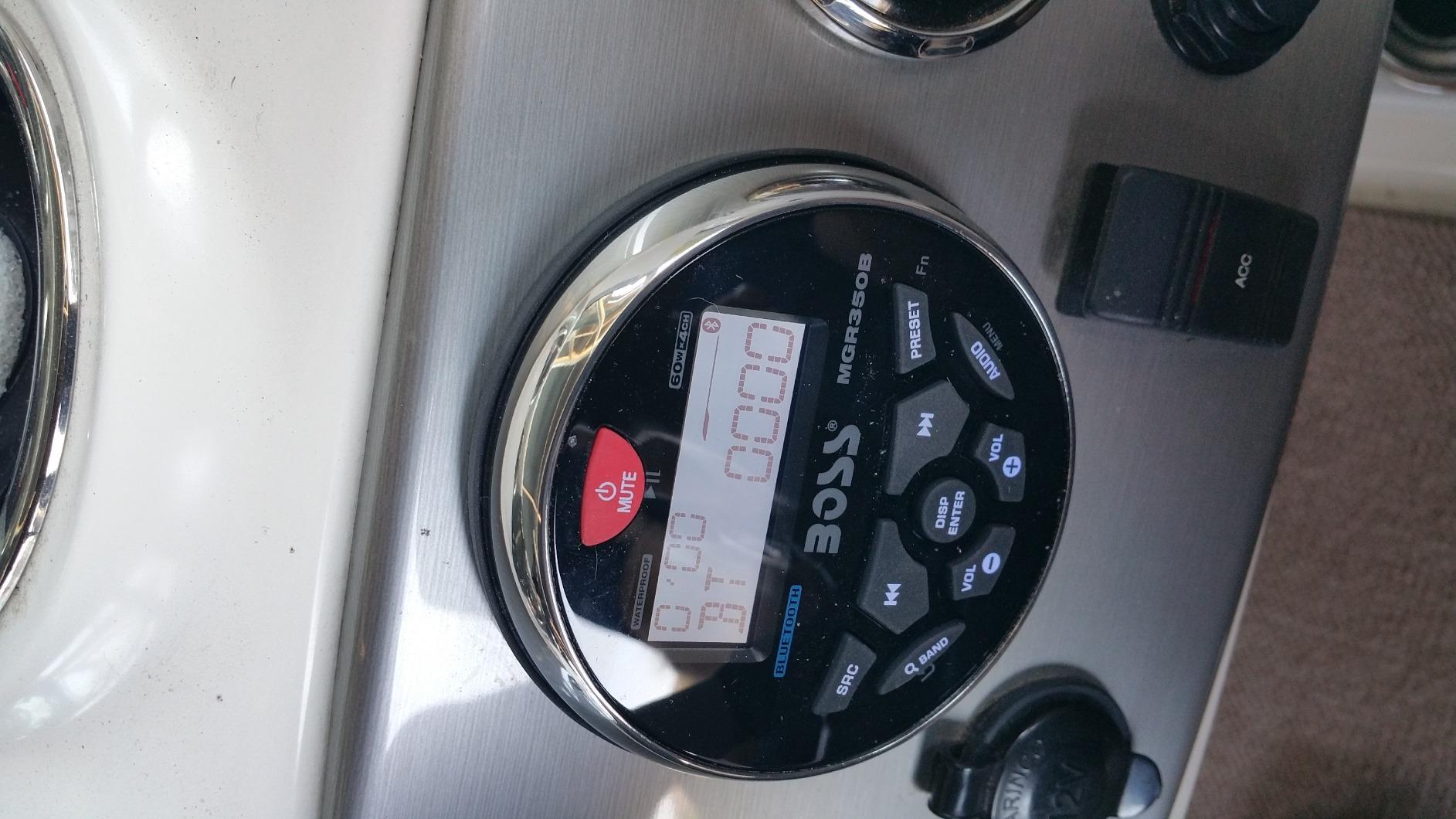 BOSS Audio Systems MCKGB350W.6 Marine Boat Stereo & 6.5 Inch Speaker Pair customer photo 2