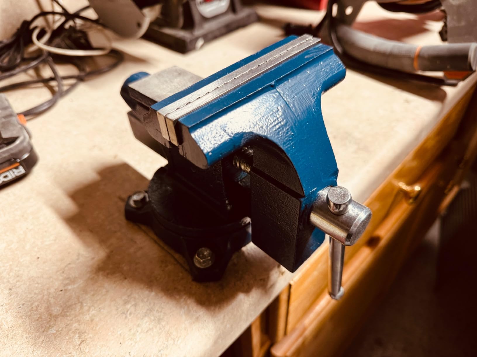 Yost Vises LV-4 Homeowner's Vise | 4.5 Inch Jaw Width with a 3 Inch Jaw Opening Home Vise | Secure Grip with Swivel Base | Blue customer photo 2