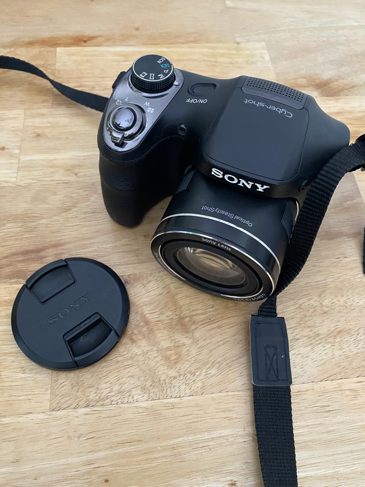 Sony Cyber-shot DSC-H300 20.1 MP Digital Camera - Black (Renewed) customer photo 2