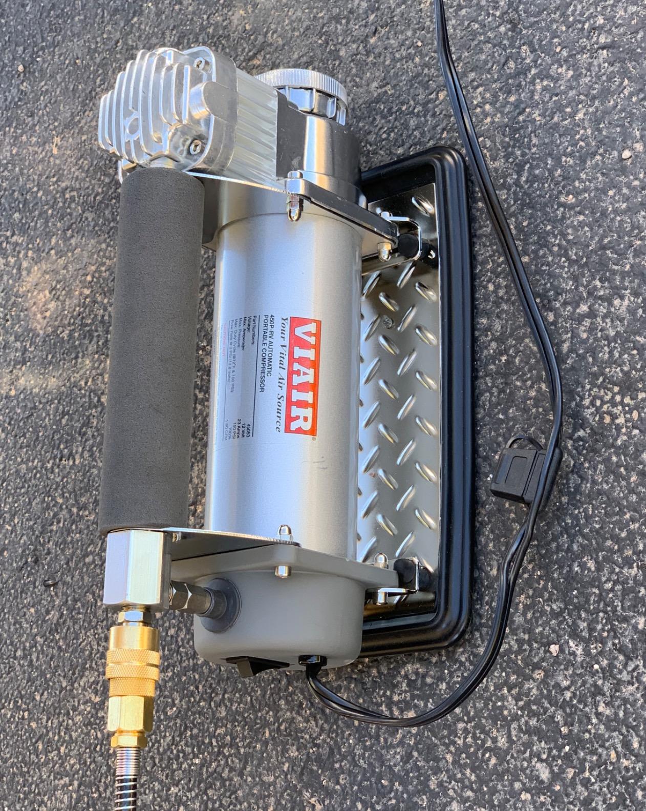 VIAIR 450P-RV Automatic Portable Air Compressor Kit - 150 PSI for RV, Truck, Jeep and SUV Tires - RV Accessories with 1.80 CFM, Silver customer photo 1