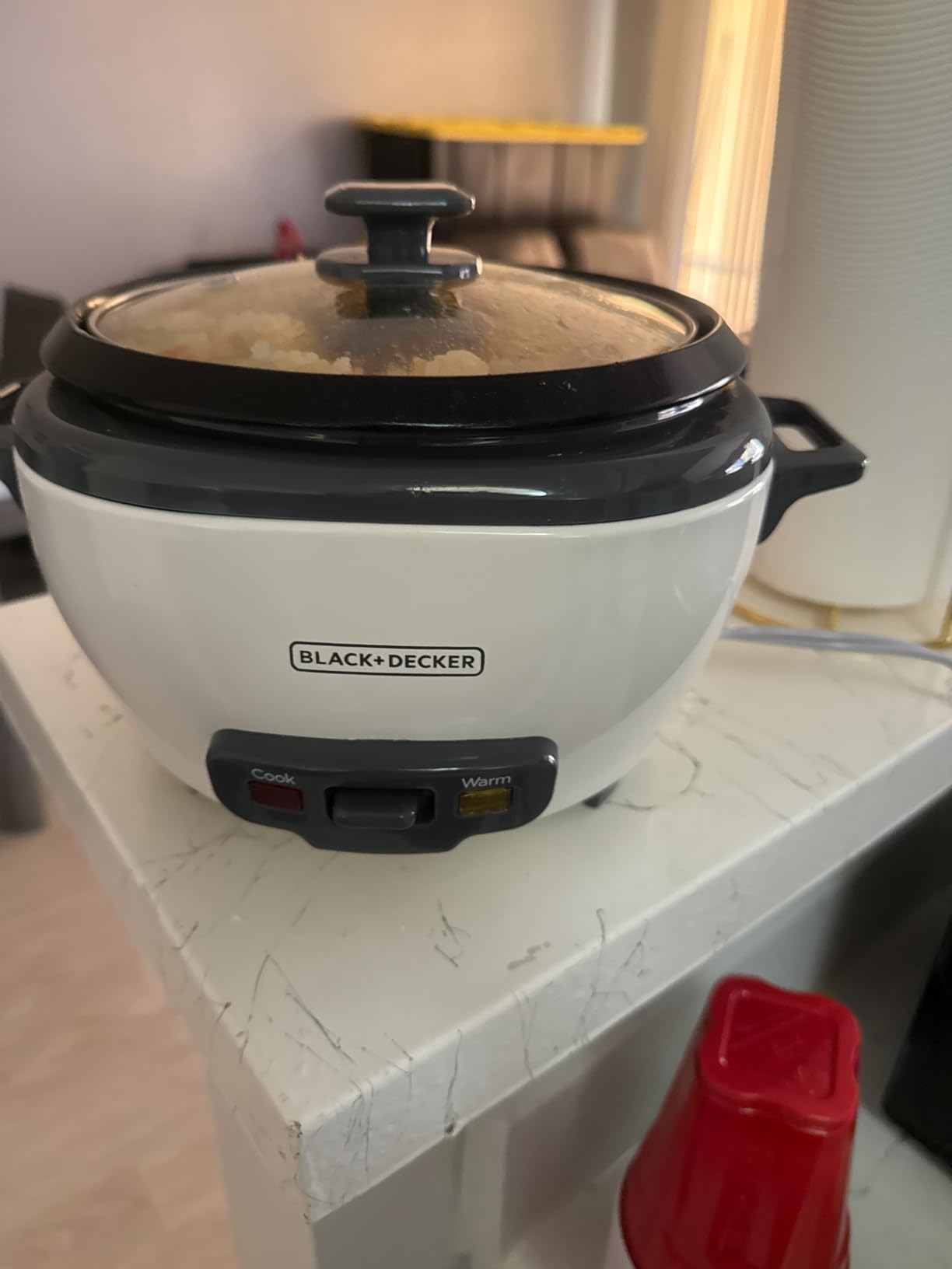 BLACK+DECKER 6-Cup Rice Cooker with Steaming Basket | Cooks up to 6 cups of rice with automatic keep warm, steaming basket and removable nonstick bowl customer photo 1