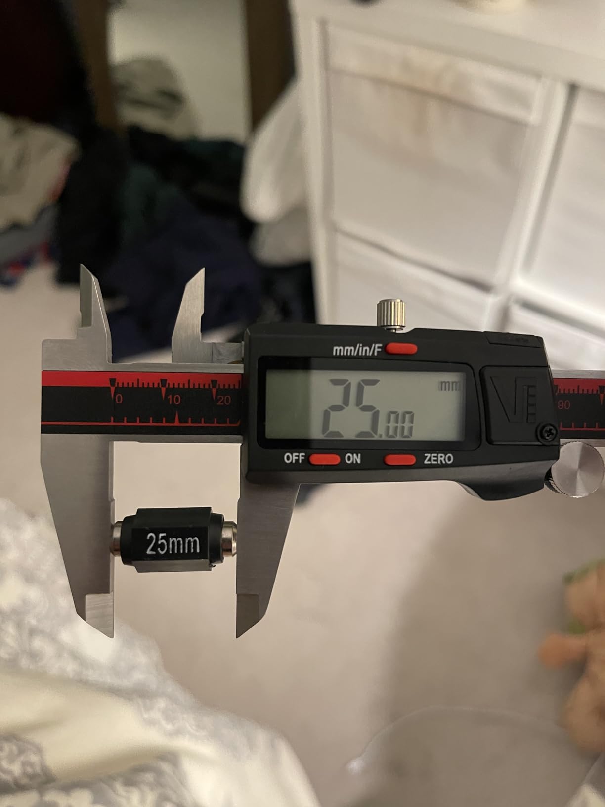 VINCA IP54 Grade Digital Caliper, DCLA-0605 6 Inch/150mm, Inch/Millimeter/Fraction Conversion, Stainless Steel, Large LCD Screen customer photo 1