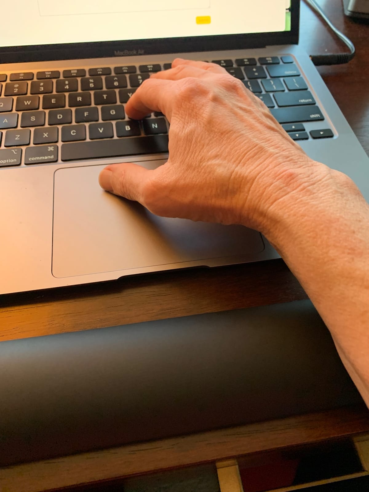 3M Gel Wrist Rest for Keyboards, Soothing 3M Gel Technology and Satin Smooth Cover for All Day Comfort and Support, Durable and Easy to Clean, 19