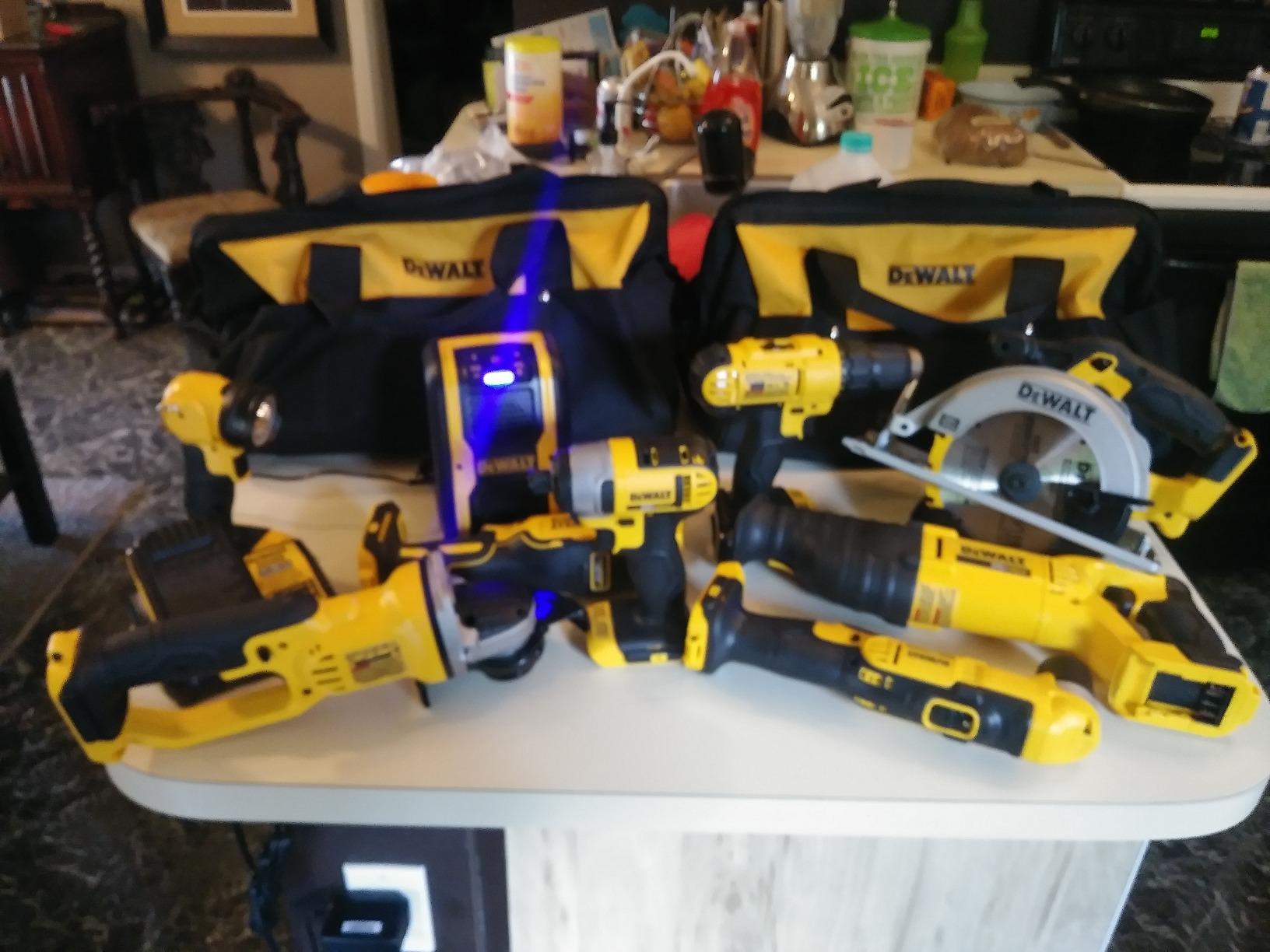 DEWALT 20V MAX Power Tools, 9 Cordless Tool Combo, Impact and Drill Driver, Oscillating Tool, Grinder, Circular and Reciprocating Saw, Right Angle Drill, Speaker, LED Light, 2 Batteries, Charger (DCK940D2) customer photo 1