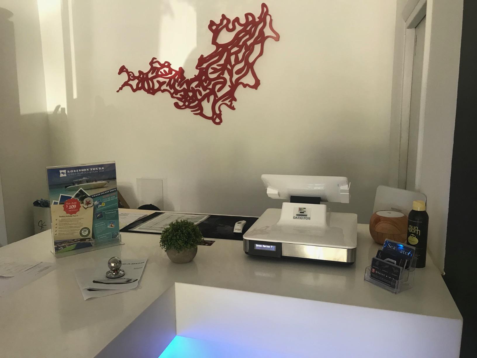 Datio POS Point of Sale Base Station and Cash Register for iPad with Point of Sale (Pos) Software customer photo 2