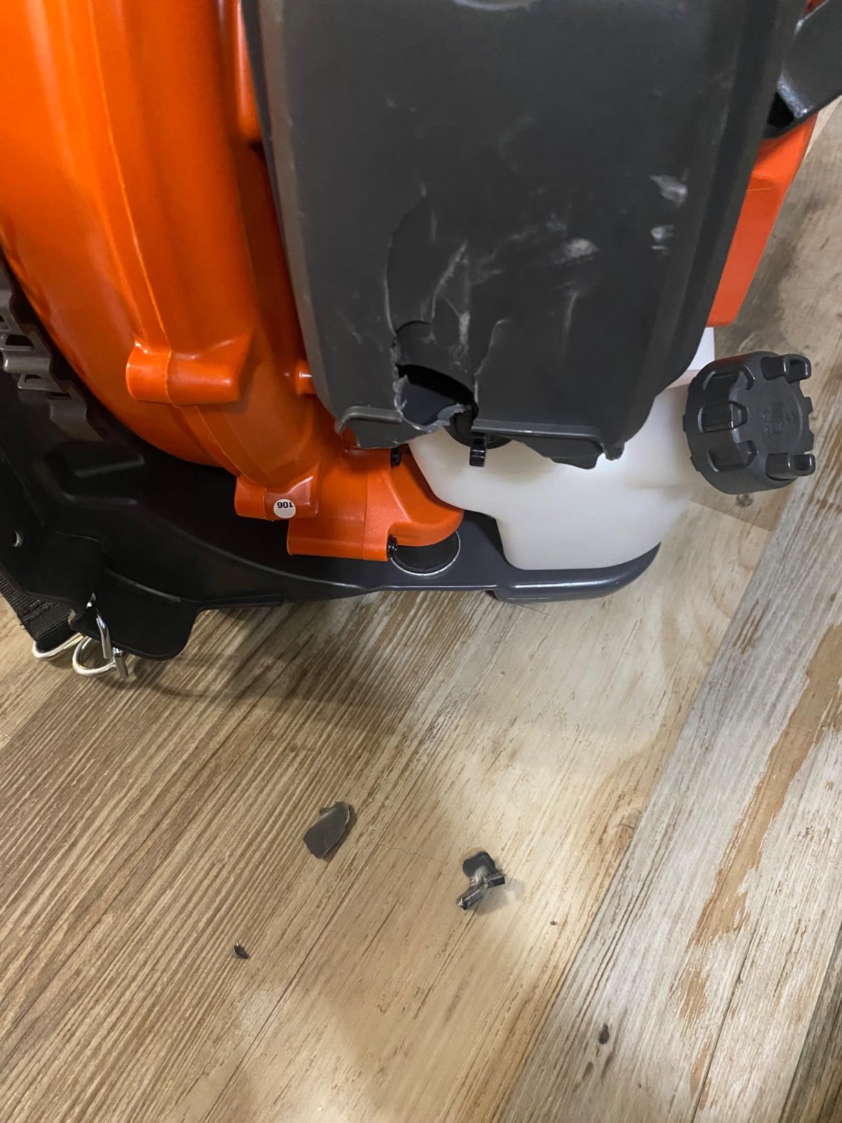 Husqvarna 360BT Gas Leaf Blower, 65.6-cc 3.81-HP 2-Cycle Backpack Leaf Blower with 890-CFM, 232-MPH, 30-N Powerful Clearing Performance and Load-Reducing Harness customer photo 1