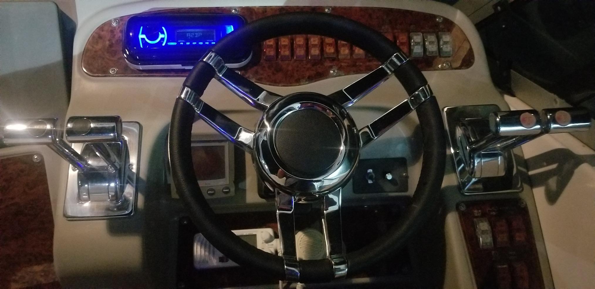 Pyle Marine Bluetooth Stereo Radio - 12v Single DIN Style Boat In dash Radio Receiver System with Built-in Mic, Digital LCD, RCA, MP3, USB, AM FM Radio - Remote Control - PLMRB29B (Black) customer photo 2