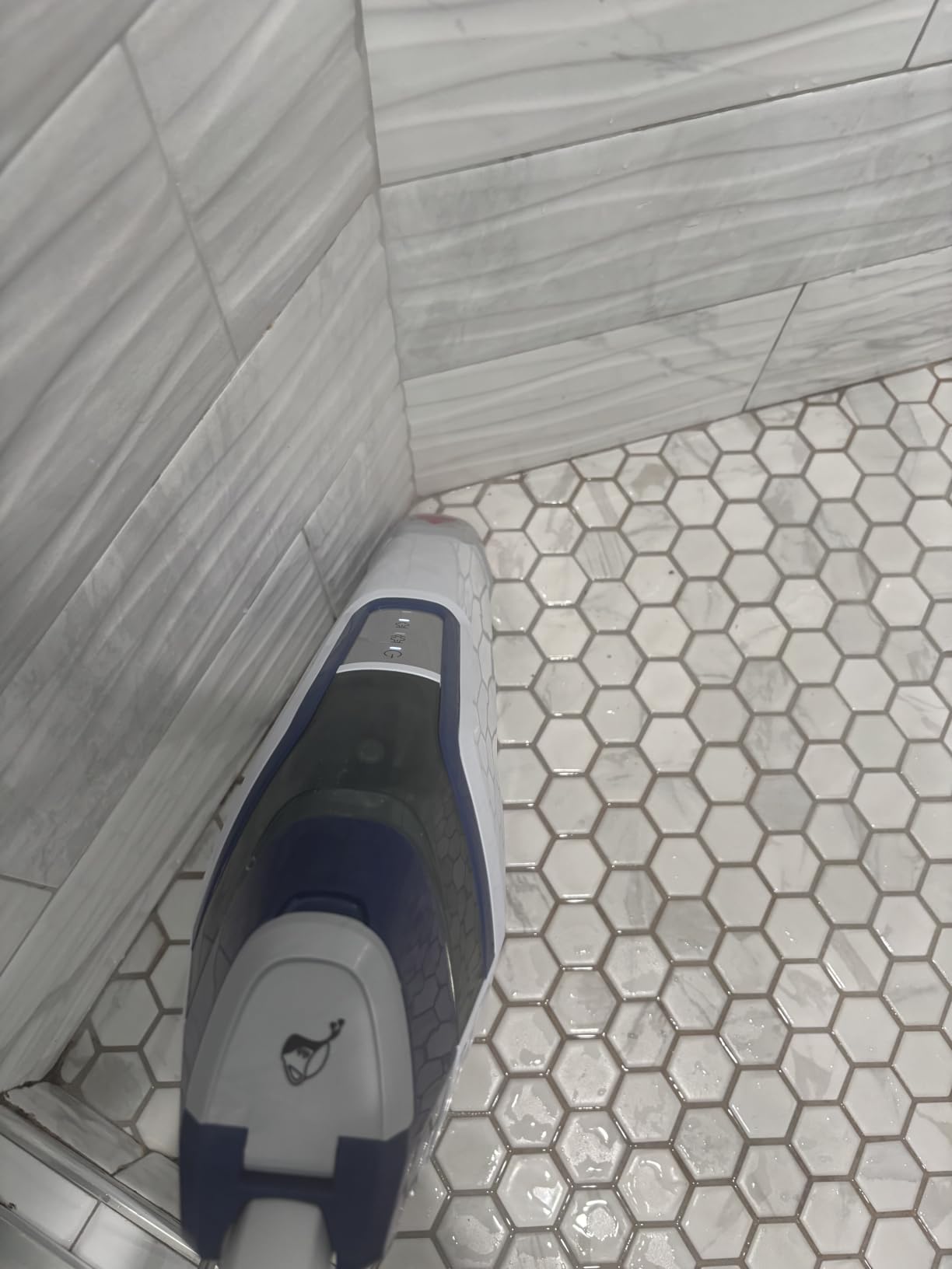 Bissell PowerFresh Deluxe 1806 Steam Mop for Tile, Hardwood & Sealed Floors w/Built-in SpotBoost Brush, Fast 30-Second Warm-Up, Variable Steam Levels, Fresh Scent Discs Compatible customer photo 1