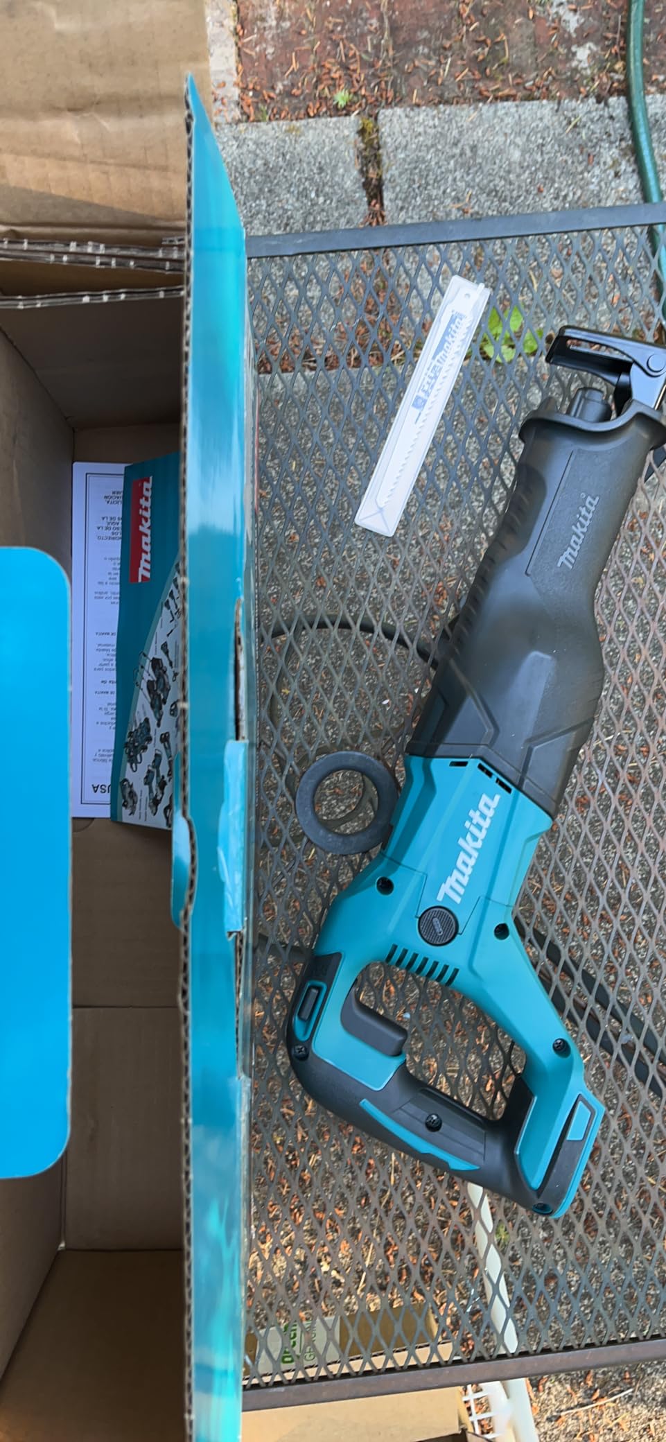 Makita XRJ04Z 18V LXT Lithium-Ion Cordless Recipro Saw, Tool Only, Blue customer photo 1