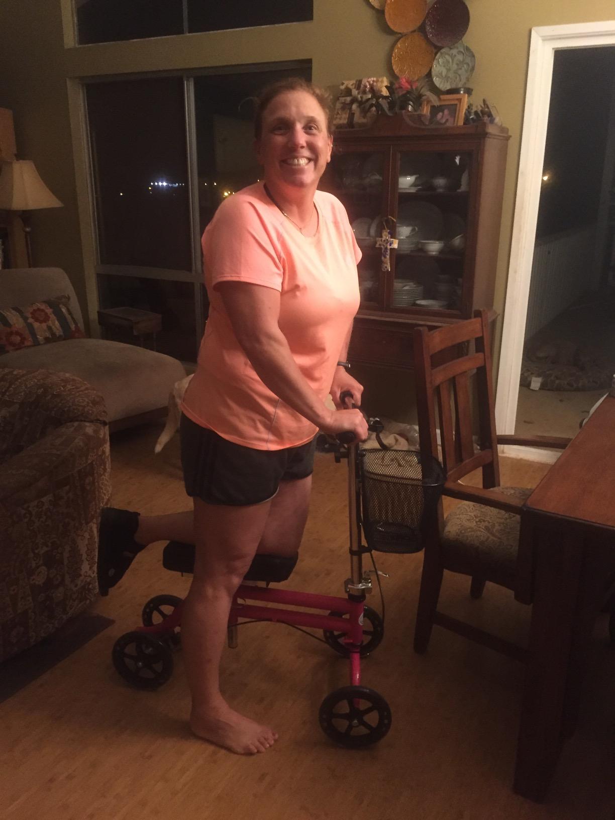 KneeRover Steerable Knee Scooter – Foldable Mobility Aid & Knee Walker with Basket for Adults, Adjustable Handlebar and Comfortable Knee Pad (Hot Pink) customer photo 2