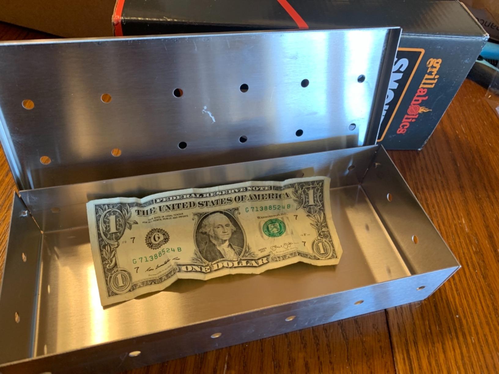 Grillaholics Stainless Steel Wood Chip Smoker Box for Gas & Charcoal Grills customer photo 1