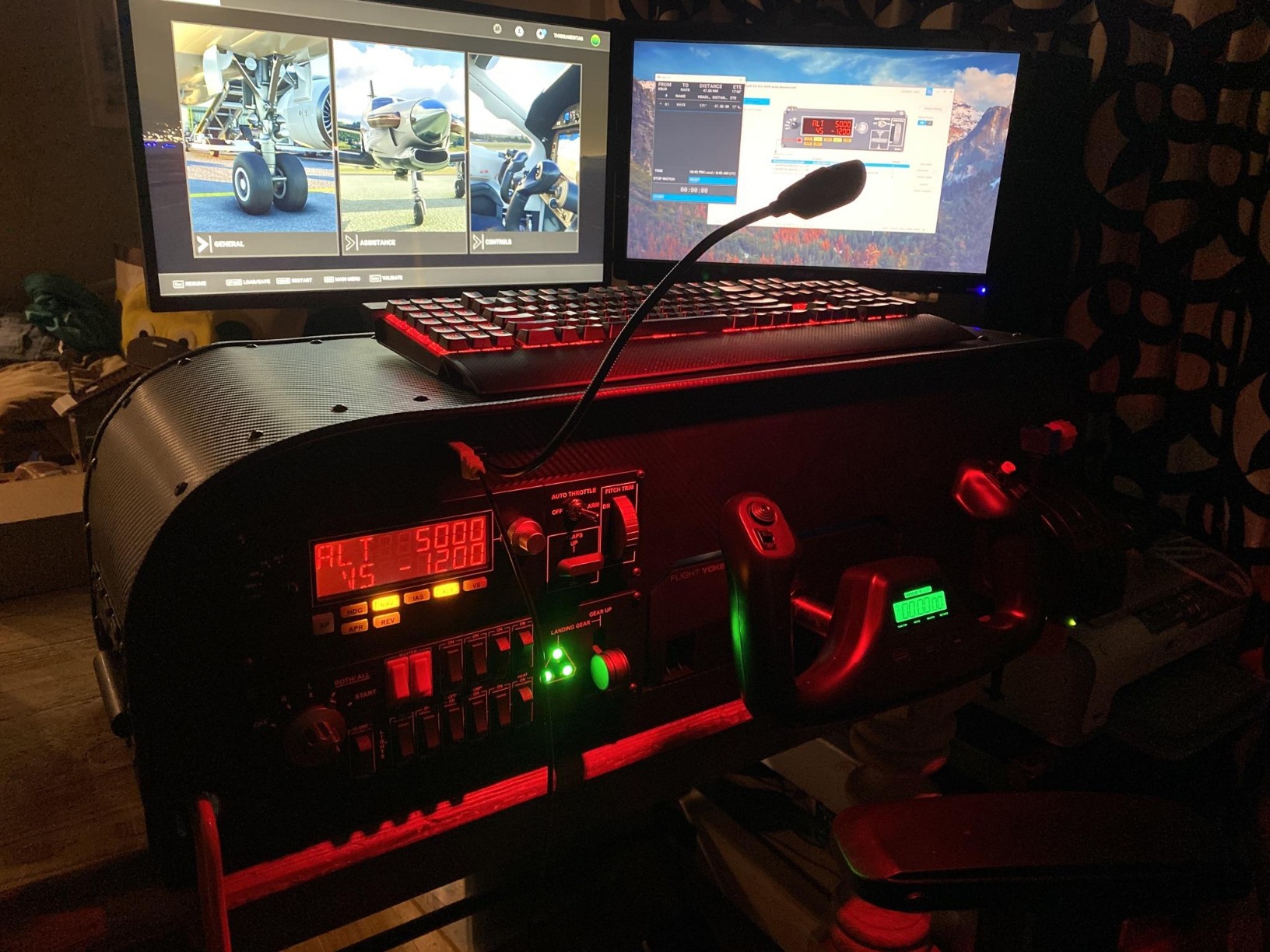 Logitech G Pro Flight Switch Panel customer photo 2