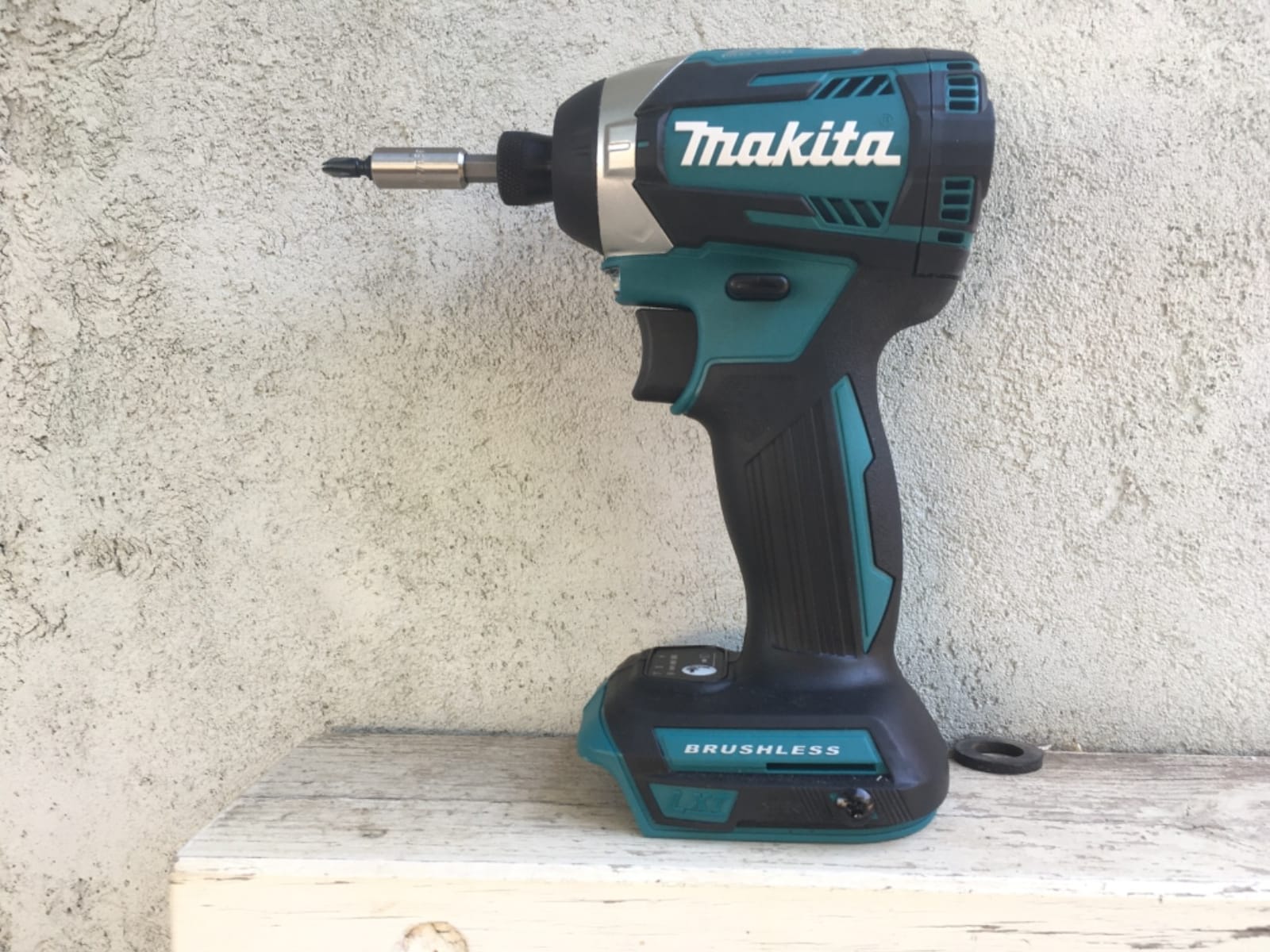 Makita XDT14Z 18V LXT Lithium-Ion Brushless Cordless Quick-Shift Mode 3-Speed Impact Driver, Tool Only customer photo 2