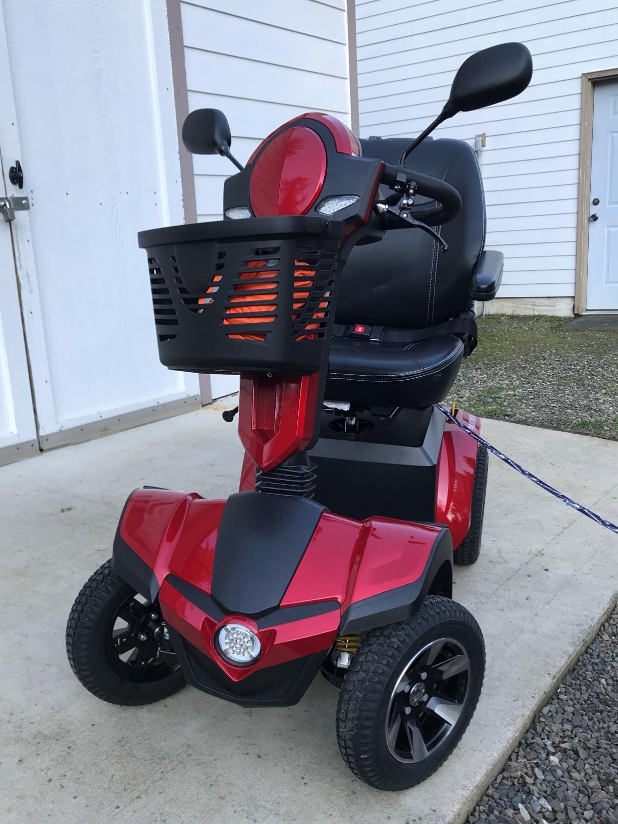 Drive Medical Panther Captain Seat 4 Wheel Heavy-Duty Scooter, Red, 22 Inch customer photo 2
