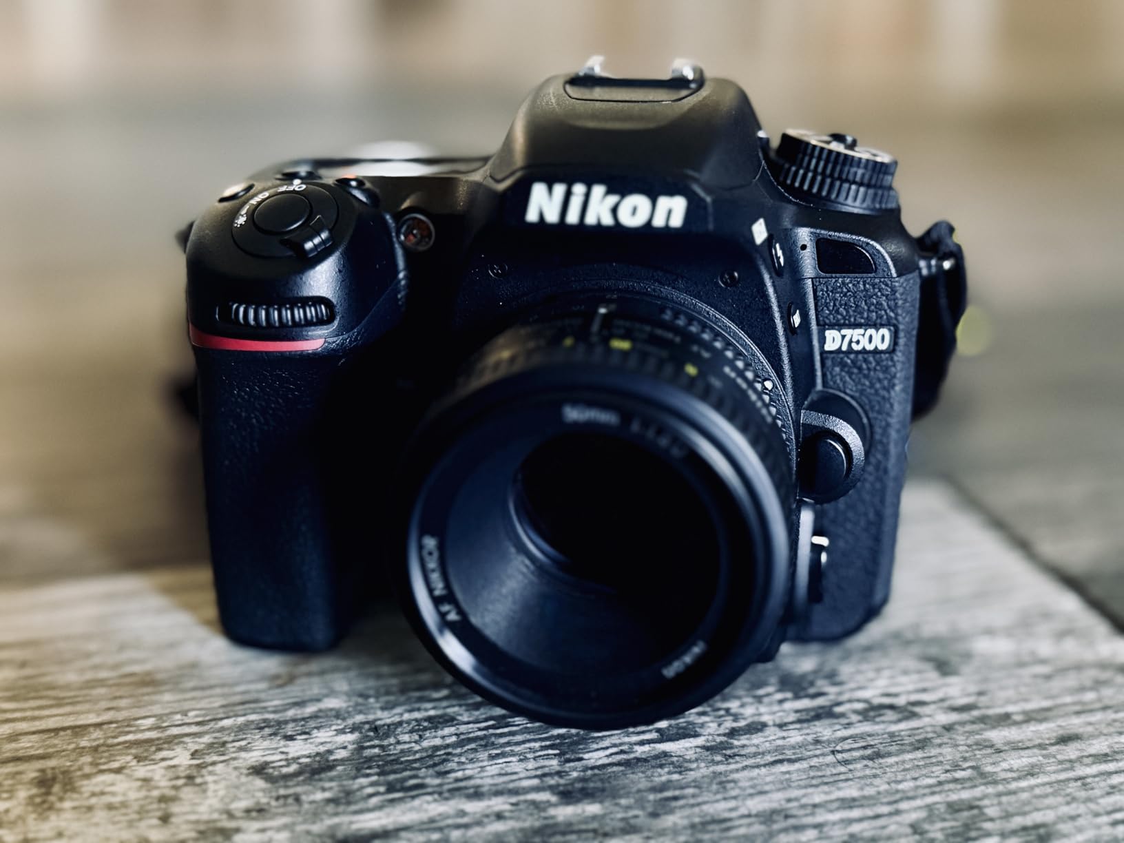 Nikon D7500 DX-Format Digital SLR Body, 20.9MP, 4K UHD Video, 51-Point AF, 8 fps customer photo 1