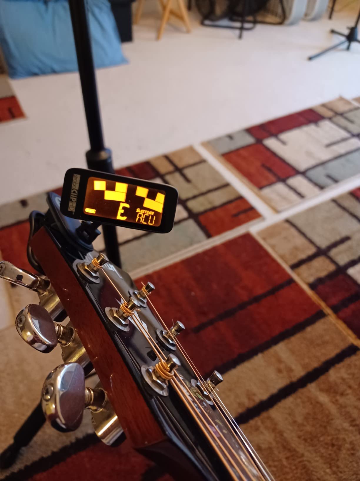 Peterson StroboClip HD Clip-On Guitar Tuner, +/-0.1 Cent Accuracy customer photo 2