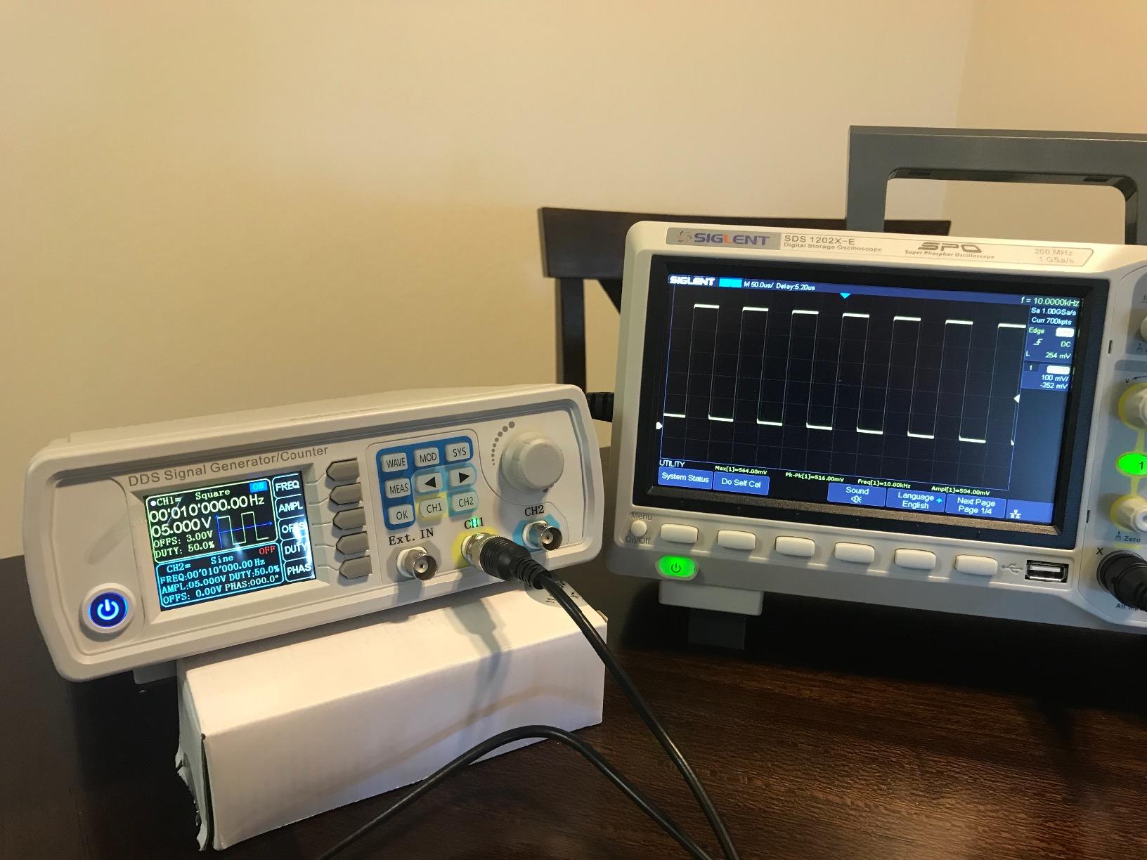 Koolertron Upgraded 60MHz DDS Signal Generator Counter, High Precision Dual-Channel Arbitrary Waveform Function Generator Frequency Meter 200MSa/s (60MHz) customer photo 1
