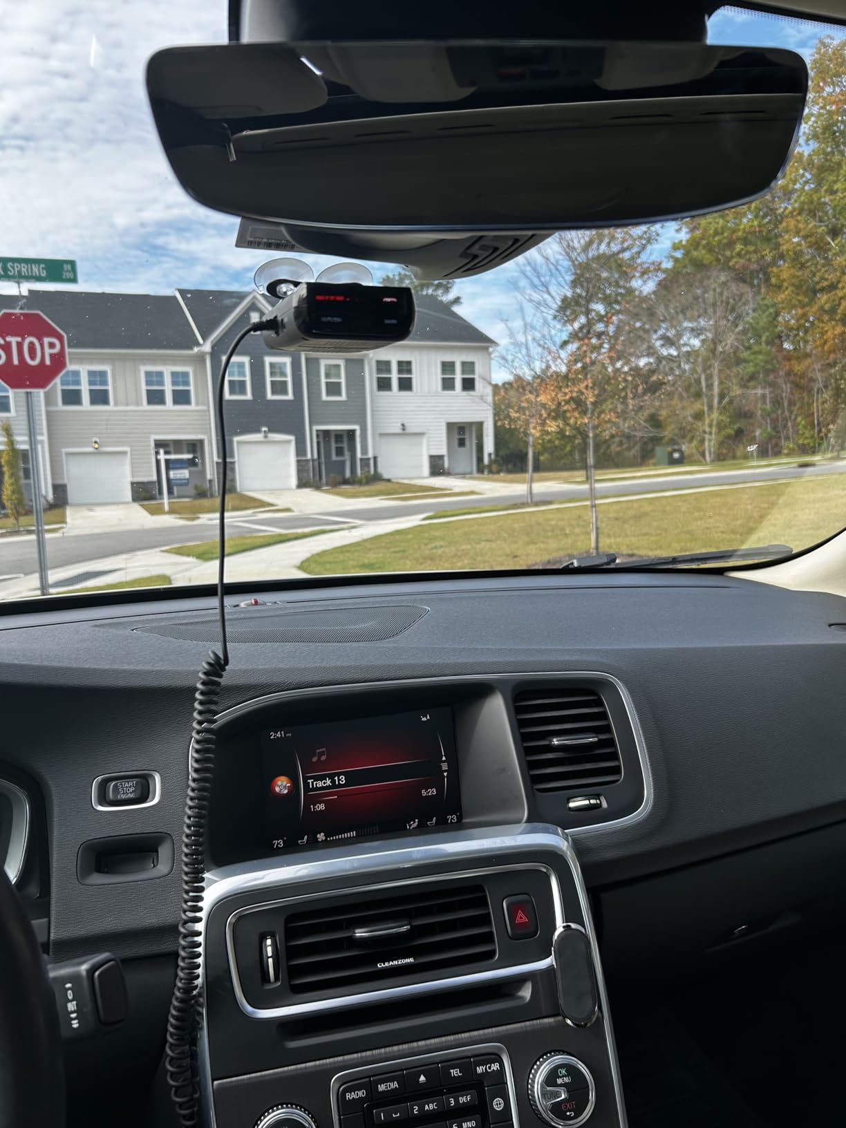 Uniden R3 EXTREME LONG RANGE Laser/Radar Detector, Record Shattering Performance, Built-in GPS w/ Mute Memory, Voice Alerts, Red Light & Speed Camera Alerts, Multi-Color OLED Display, Black customer photo 2