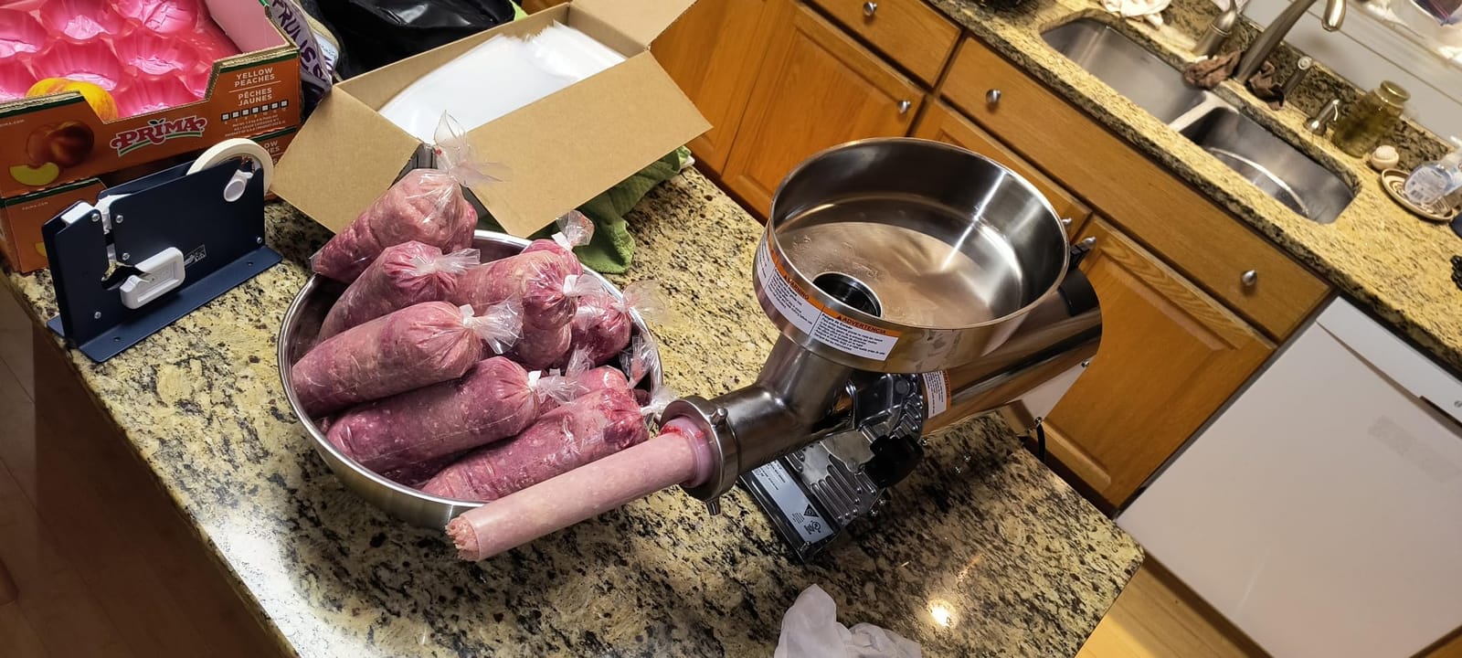 Weston Pro Series Electric Meat Grinder, Commercial Grade, 750 Watts, 1 HP, 9lbs. Per Minute, Stainless Steel (10-1201-W) customer photo 1