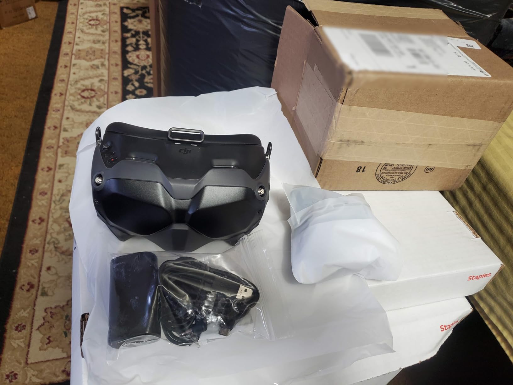 DJI Goggles 1080p HD Immersive FPV Drone Accessory, Support Mavic Pro, Phantom 4 Series and Inspire Series customer photo 2