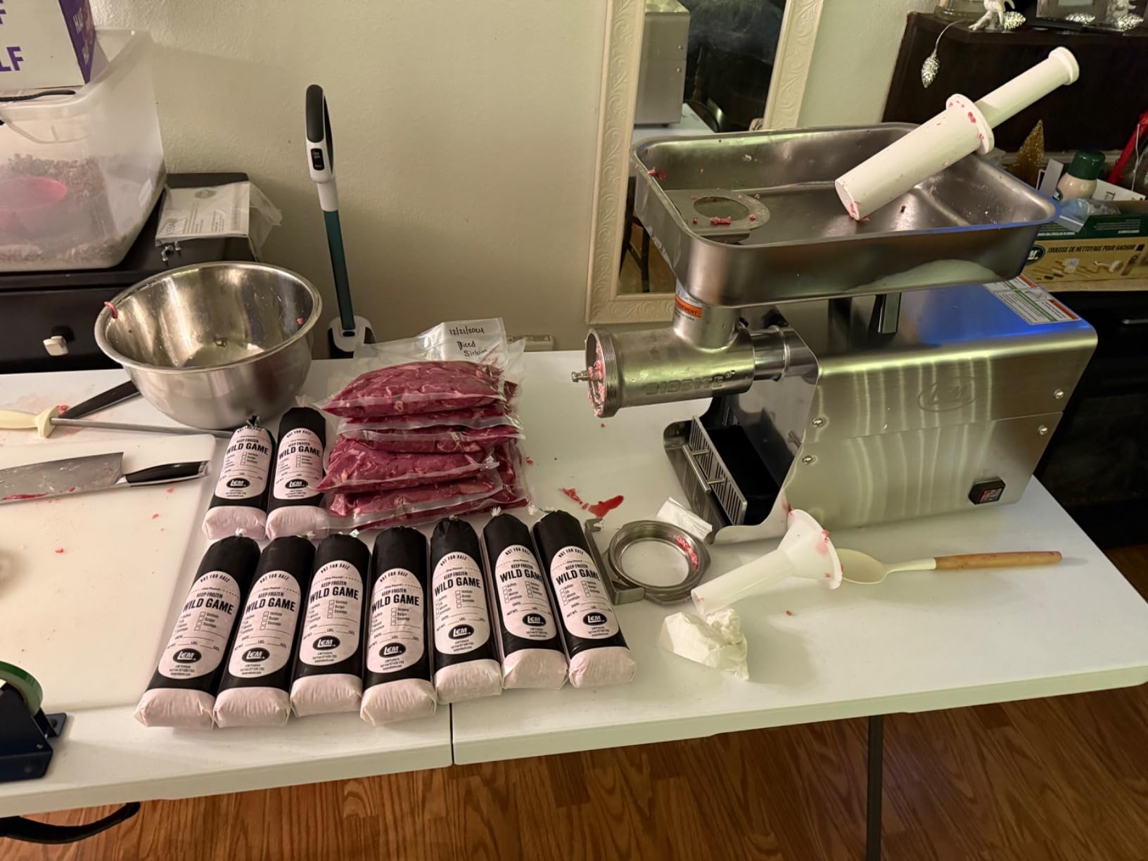 LEM Products BigBite #8 Meat Grinder, Electric Meat Grinder | Kitchen Appliance for Home Use, Heavy-Duty Food Processor for Grinding and Sausage Stuffing, 0.5 HP, Stainless Steel customer photo 2