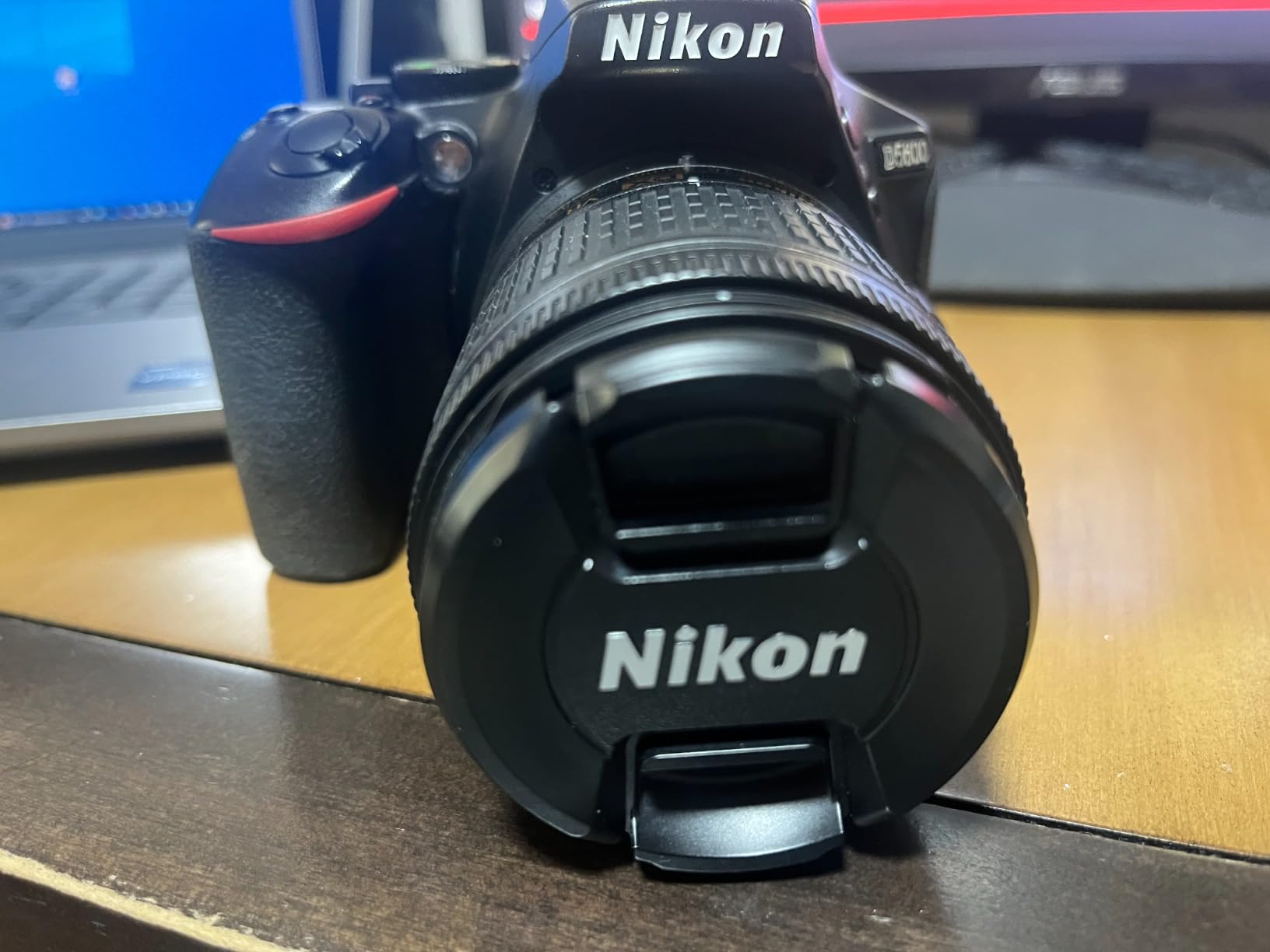 Nikon D5600 24.2MP DSLR Camera with 18-55mm VR and 70-300mm Dual Lens (Black) - (Renewed) customer photo 1