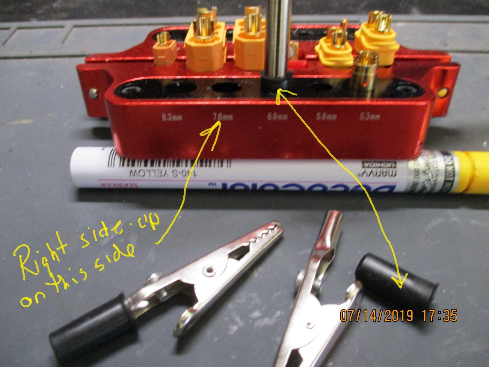 ShareGoo Aluminum Welding Soldering Insulate Station Jig RC Tools for XT60 XT90 T Plug Banana Plug Connector,Red customer photo 1