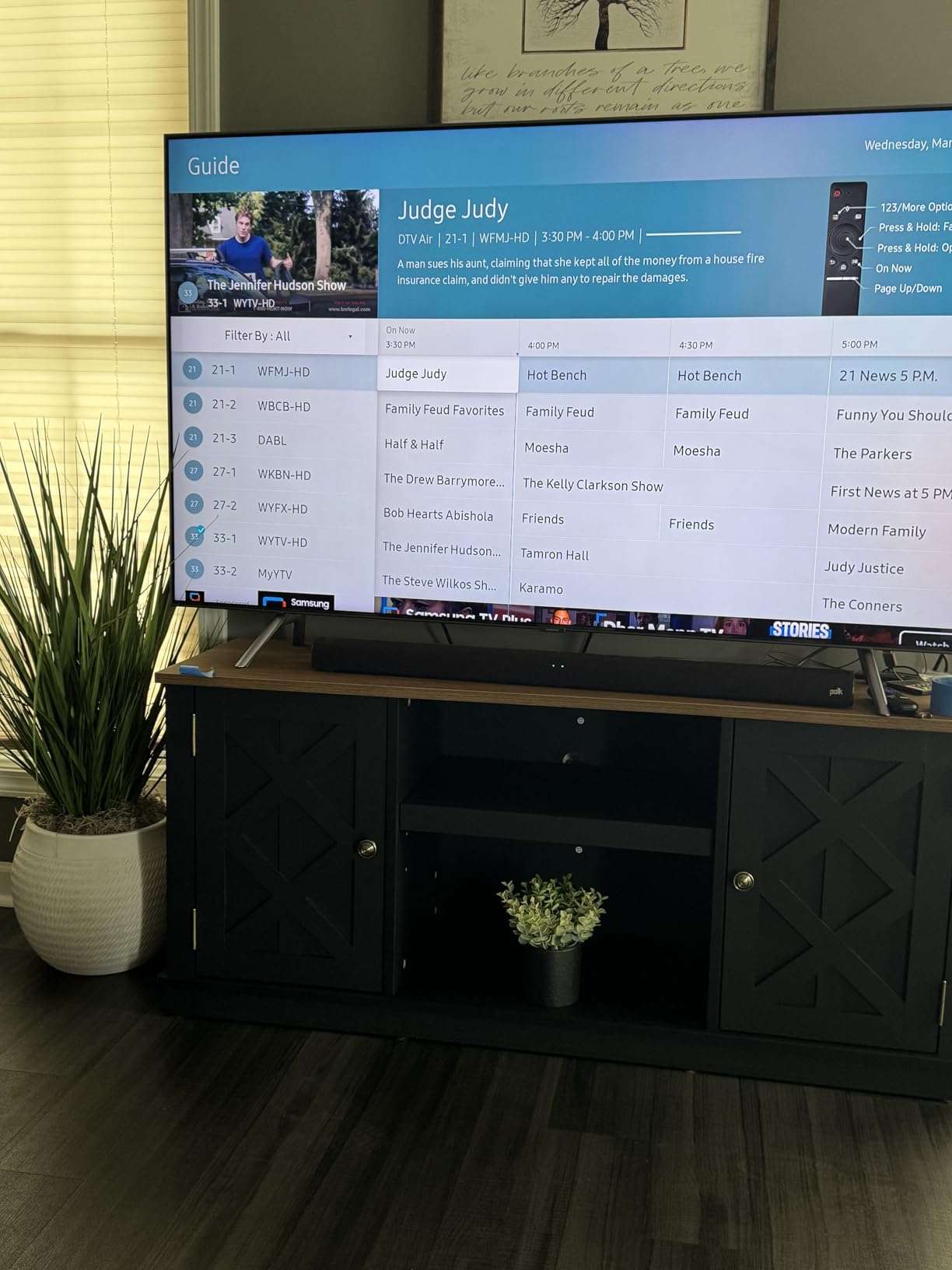 Channel Master FLATenna - Indoor Digital HDTV Antenna, 12' Coaxial Cable, Superior Reception Range & Signal Reliability, Supports 4K Smart TVs, OTA Broadcast & NextGen TV, Easy Install customer photo 1