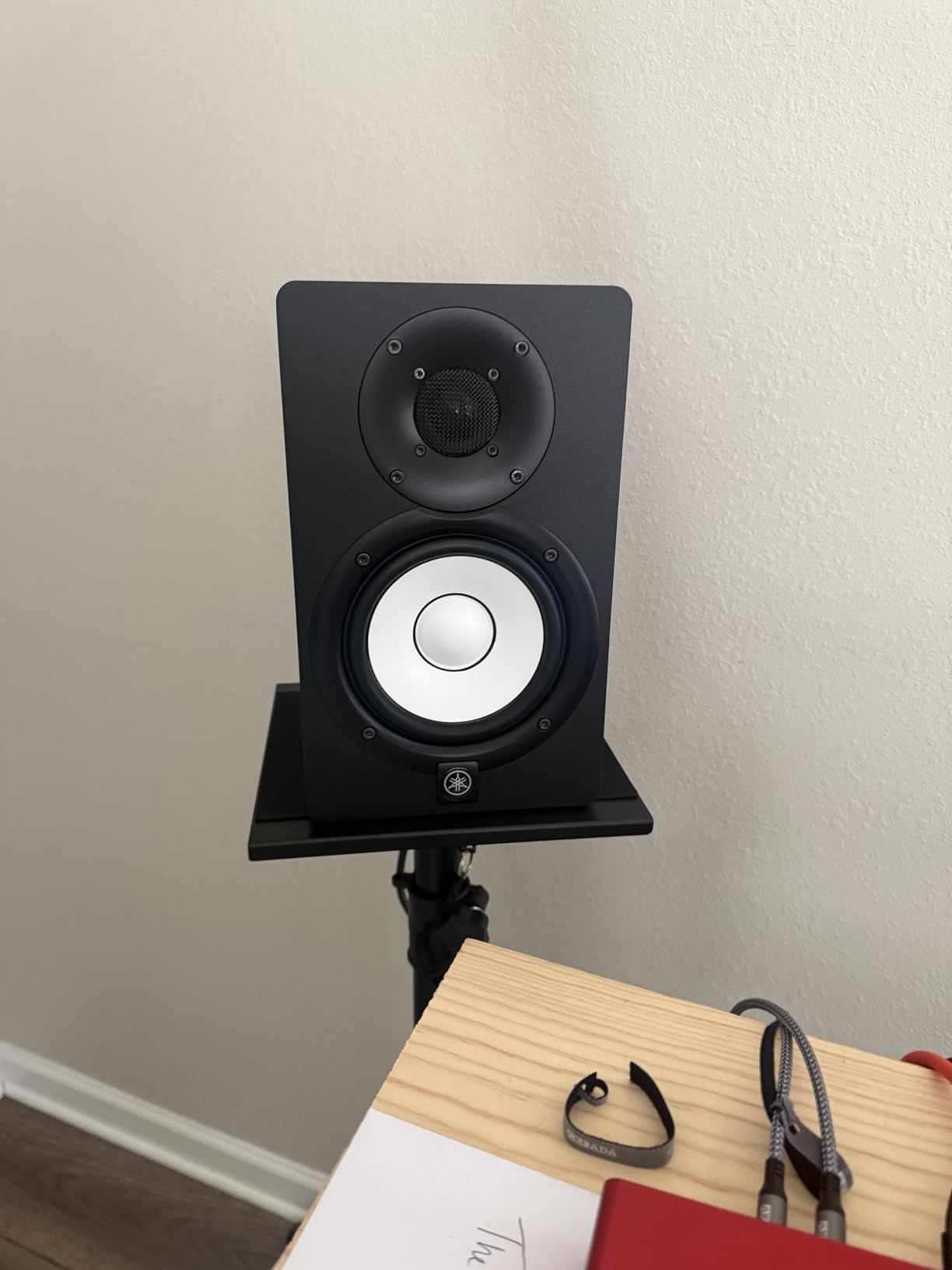 YAMAHA HS5 Powered Studio Monitor, Pair customer photo 2