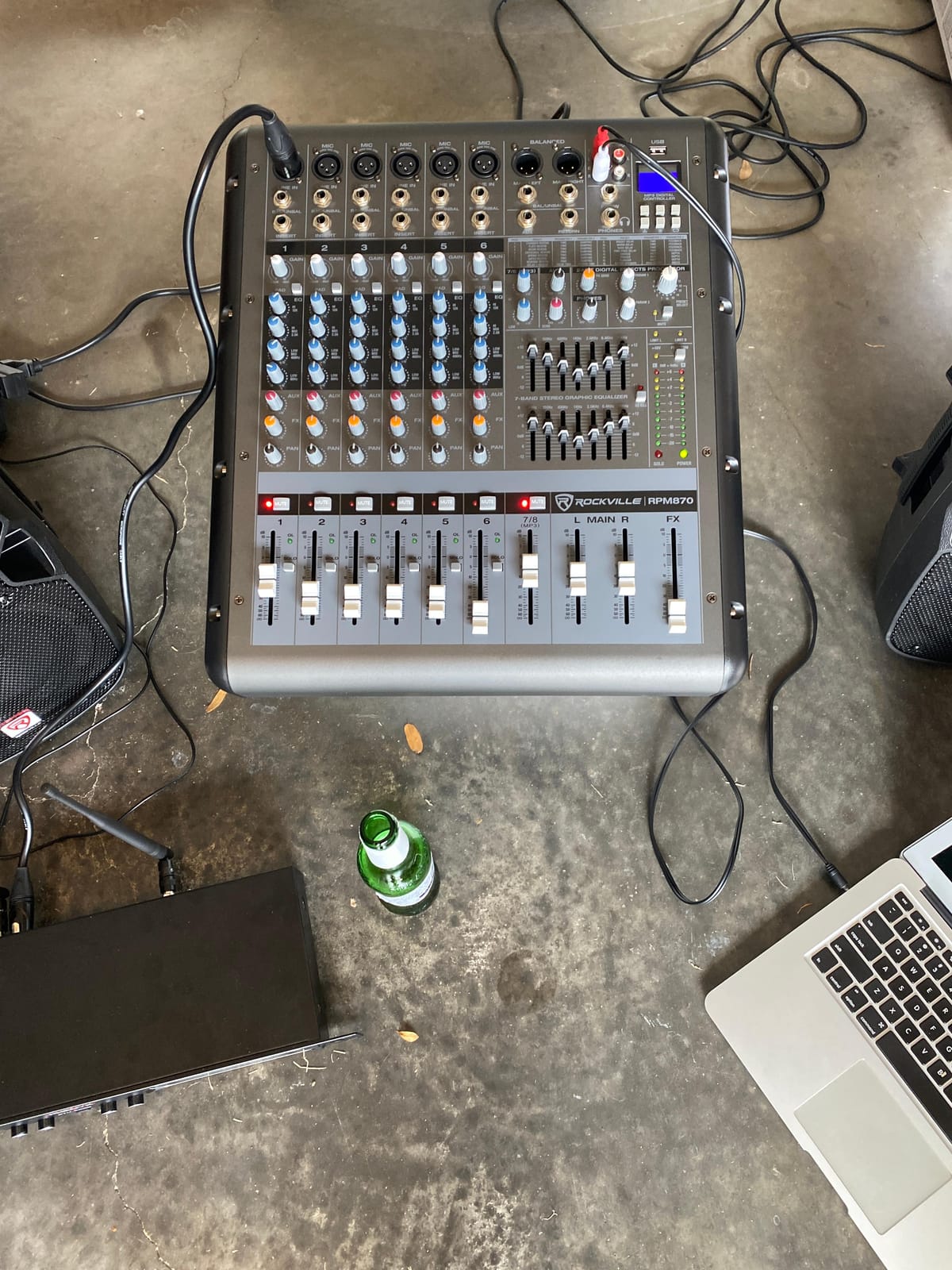 Rockville RPM870 8-Channel 6000W Powered Mixer with USB Bluetooth FX | Playback/Recording, Streaming, 6 XDR2 Mic Pres, 48V Phantom Power, Dual 7-Band EQ, 4-Band Channel EQ customer photo 1