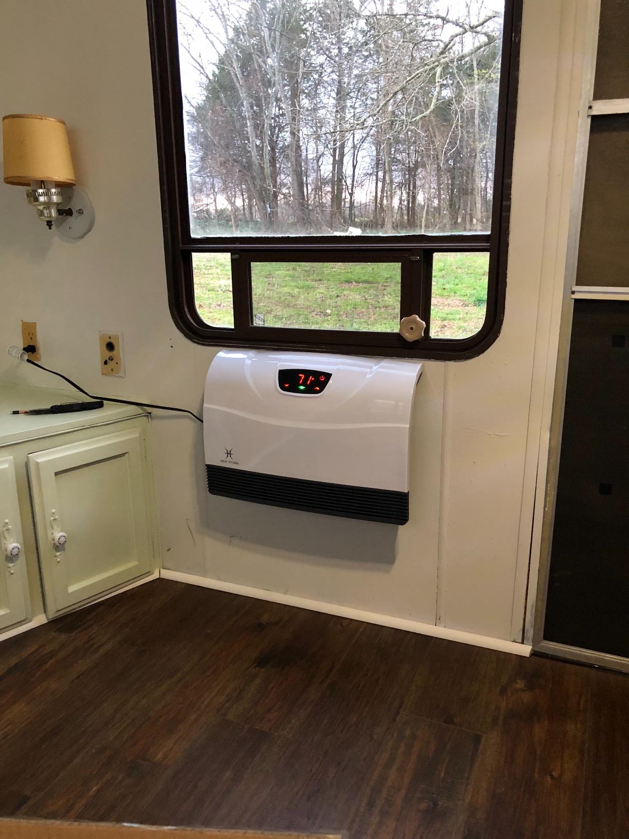 Heat Storm Phoenix Infrared Space Heater with Attachable Feet, Remote Control, Energy Efficient-750-1500 Watts, White Floor or Wall - HS-1500-PHX customer photo 2