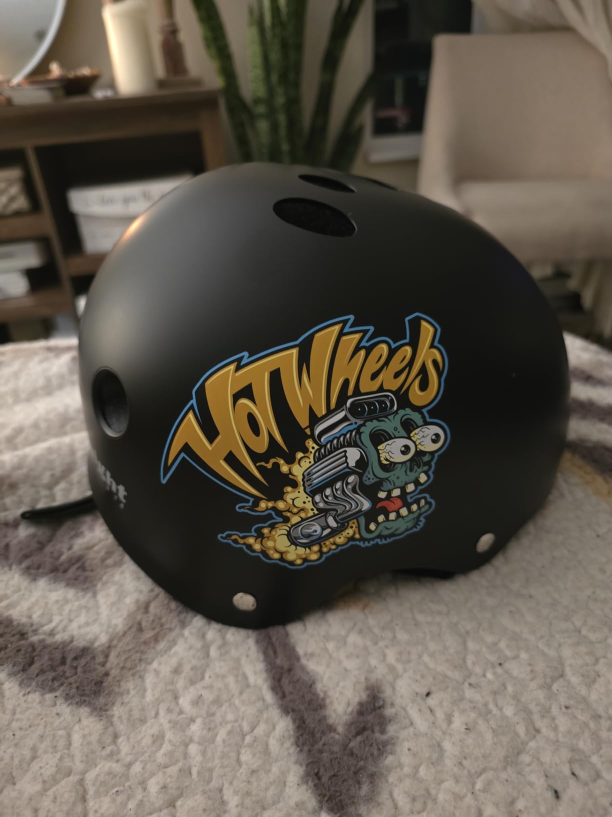 Triple Eight Certified Sweatsaver Helmet for Skateboarding, BMX, Roller Derby, Roller Skating, Inline Skating, Scooter and Bike customer photo 1