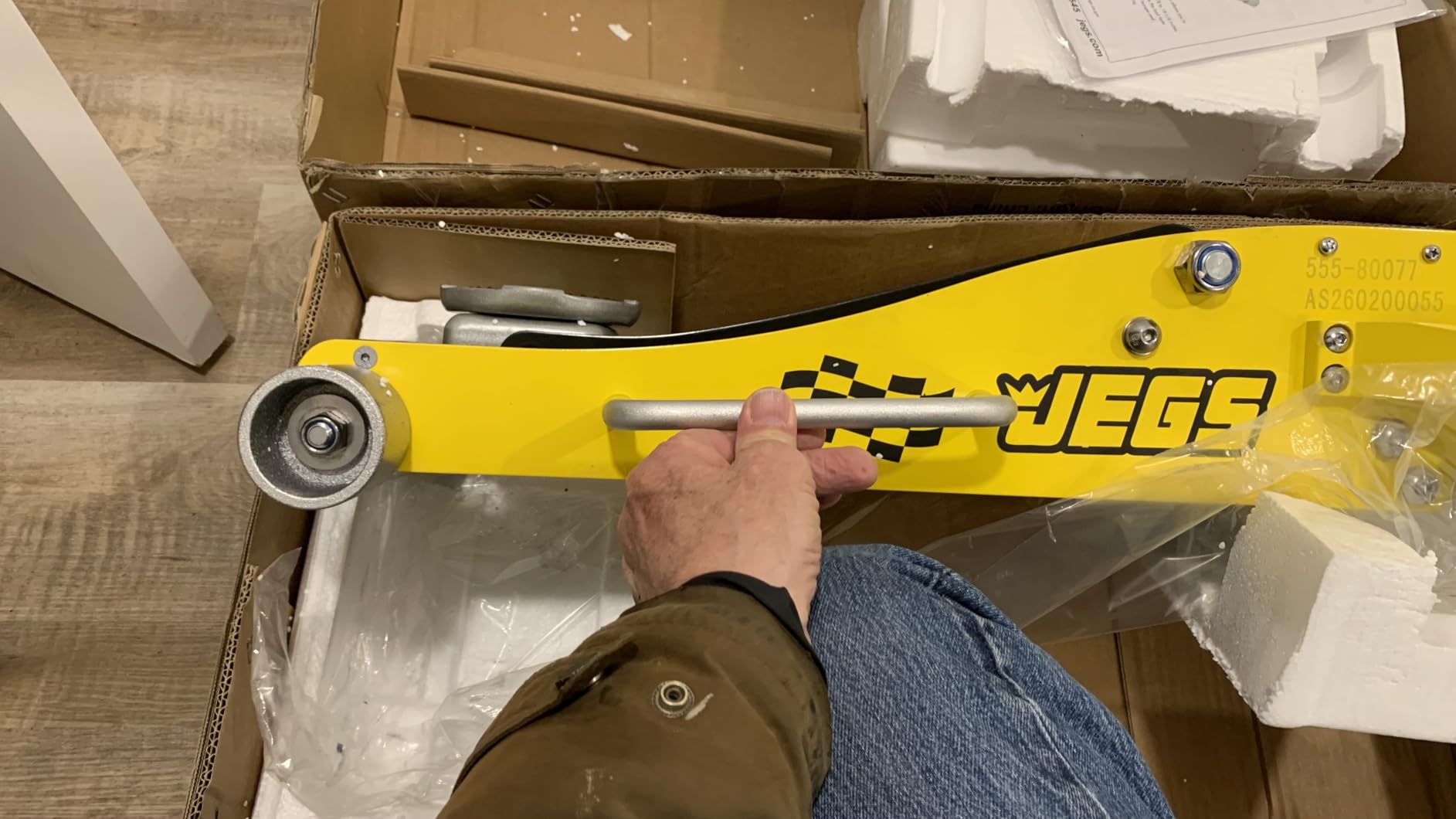 3-Ton Aluminum Floor Jack [6,000 lbs. Capacity] | 3-Ton, Low-Profile: Lifting Capacity: 6000 lbs, 4 9/16 in. Diameter Lifting Pad customer photo 1