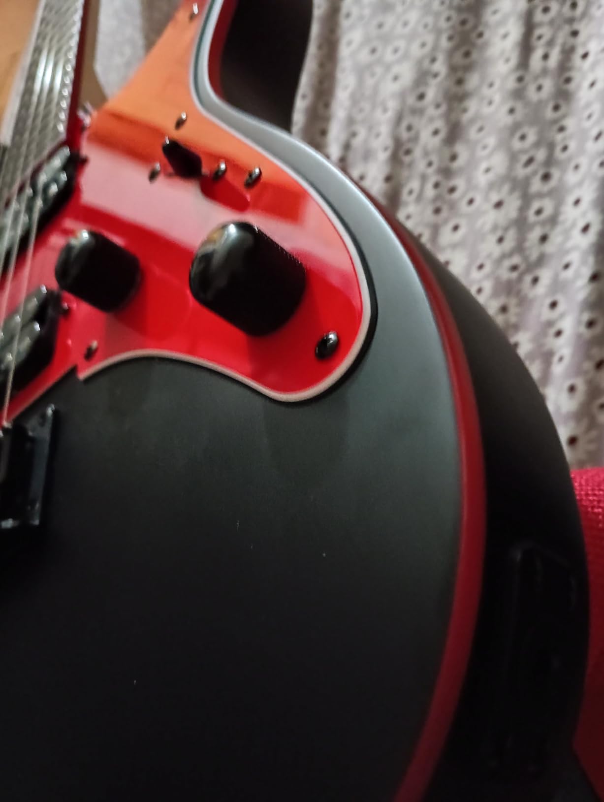 Ibanez GRG131DX - Black Flat | Infinity R humbuckers with 5-way selector and 24 jumbo frets for rock, metal and practice customer photo 1