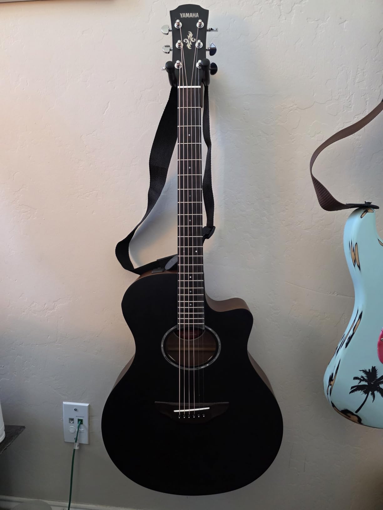 Yamaha APX600 OBB Thin Body Acoustic-Electric Guitar, Oriental Blue Burst customer photo 2