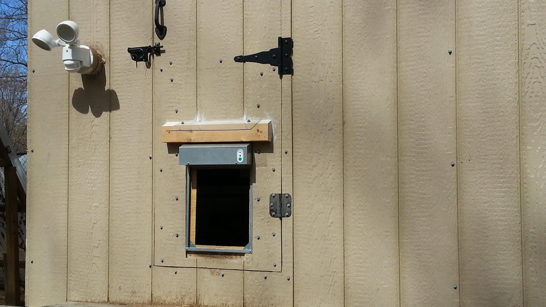 Automatic Chicken Coop Door Extra Large 13 x 10.5 Inch Opening, Heavy Duty Galvanized Steel, Predator Resistant, ADOR1 Made in USA customer photo 1