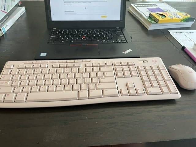 Logitech MK270 Full Size Wireless Keyboard and Mouse Combo - Black customer photo 2