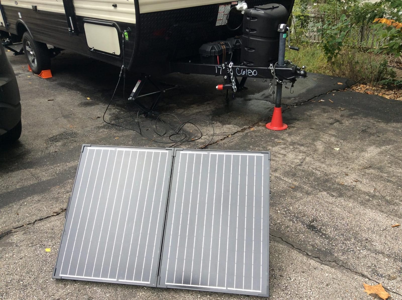 Renogy 100W Portable Solar Panel, 25% High Efficiency Solar Panel Kit with 20A Charger Controller for 12V Battery & Power Station, N-Type Foldable Solar Panels w/Tempered Glass for RV, Camping Off-Grid customer photo 2