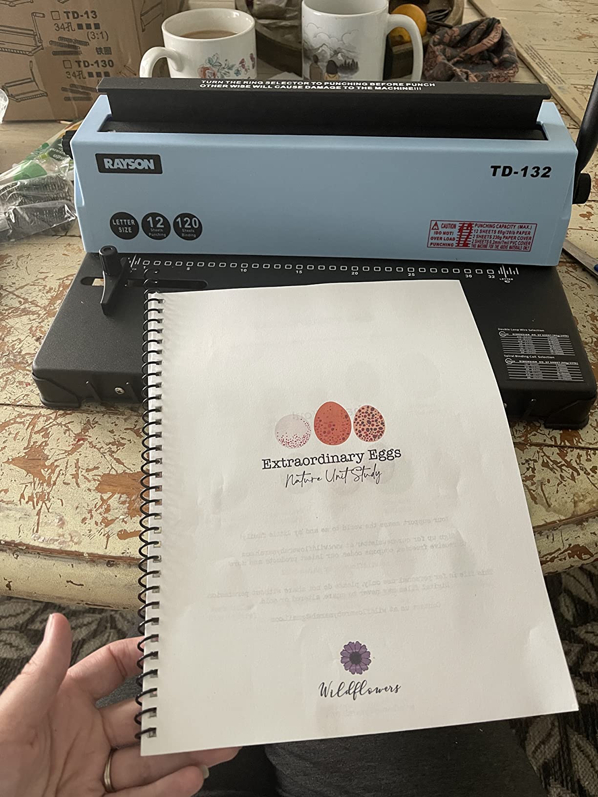 RAYSON TD-132 3:1 Wire Binding Machine, 12-Sheet Punch, 120-Sheet Capacity | 32-hole Letter-size punching with 2.5, 3.5, and 4.5 mm margins customer photo 1