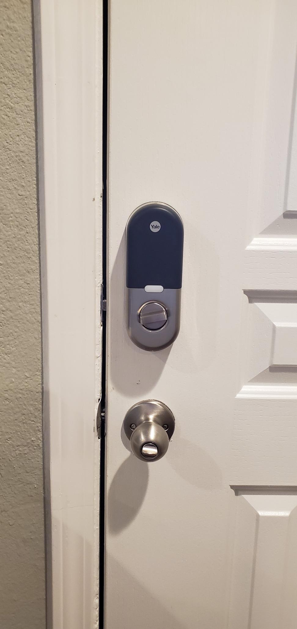 Nest x Yale Lock - Tamper-Proof Smart Lock for Keyless Entry - Keypad Deadbolt Lock for Front Door - Satin Nickel customer photo 2