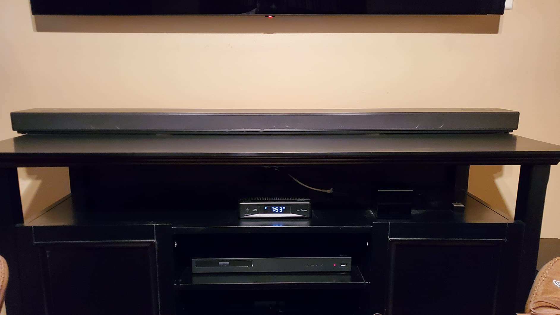 LG UBK90 4K Ultra-HD Blu-ray Player with Dolby Vision (2018) customer photo 1