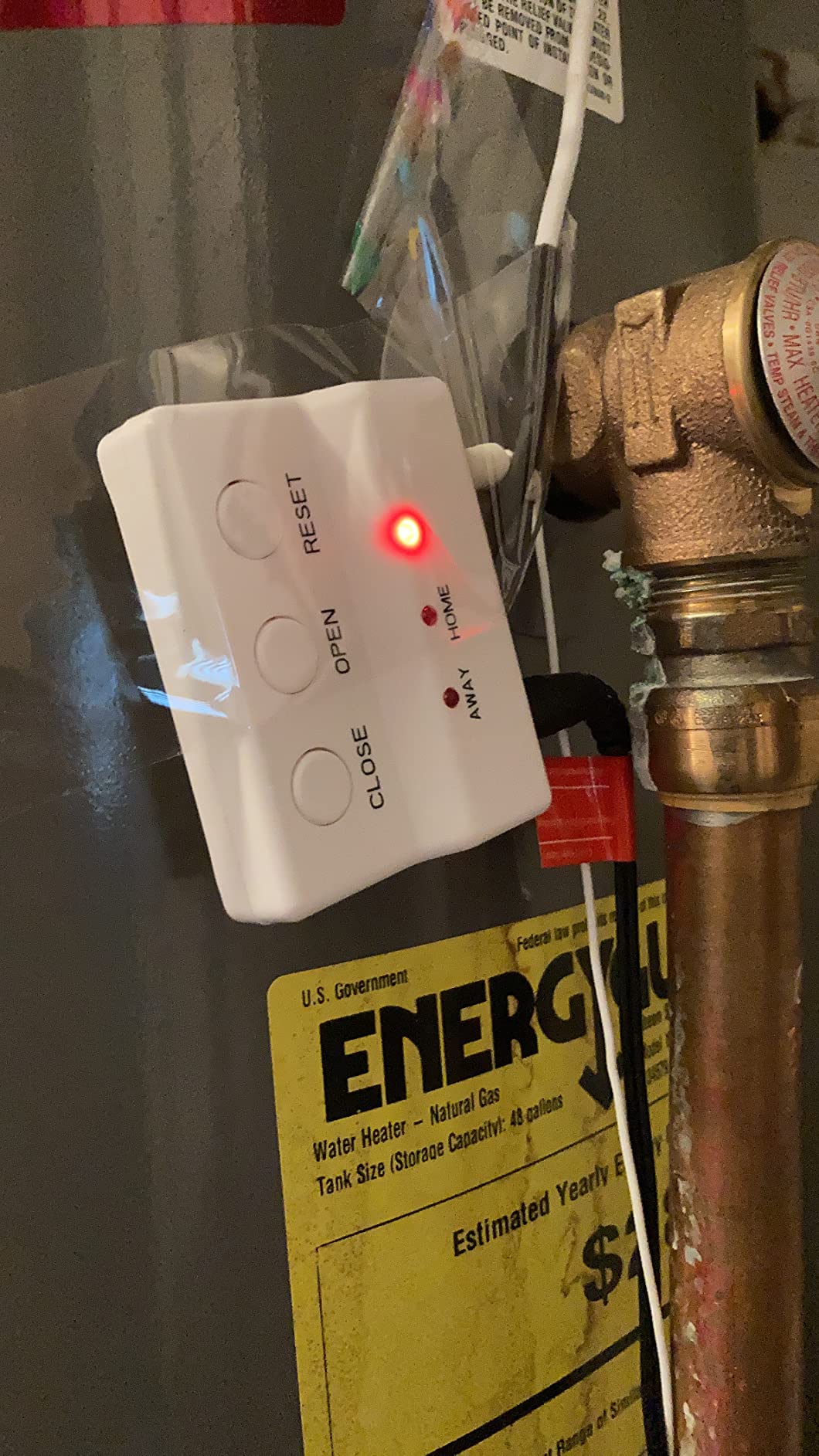 E-SDS Water Leak Detector with Shutoff Valve, Sensors and Sounds Alarm | Automatic Water Leak Shut Off Valve System, for Pipes 3/4 NPT, Flood Prevention for Laundry, Water Heaters and More customer photo 2