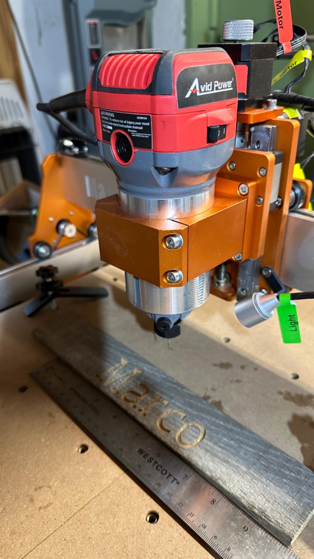 AVID POWER 6.5 Amp 1.25 HP Compact Router Tools for Woodworking, Fixed Base Wood Router with Trim Router Bits, 6 Variable Speeds, Edge Guide, Roller Guide, Dust Hood (Red, 65mm) customer photo 1