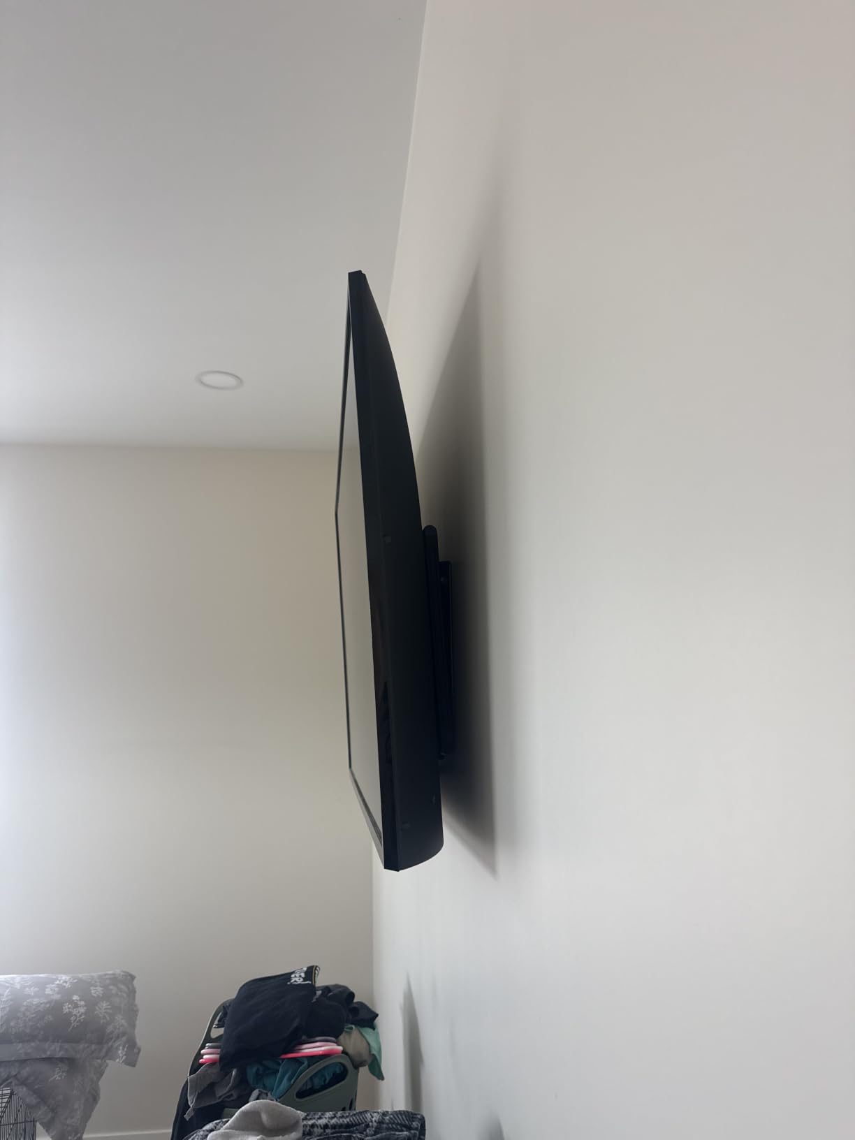 USX MOUNT Tilting TV Wall Mount for Most 37