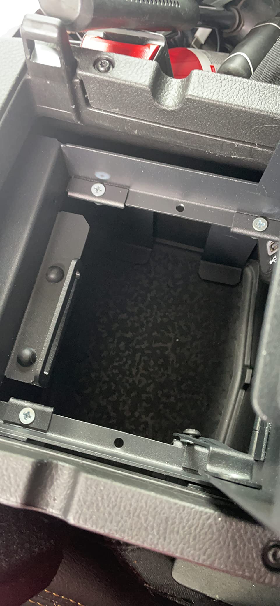 Tuffy Security Products Console Safe 348-01 Jeep 2020-2027 Gladiator | Pry-Guard locking system, 10-tumbler double-bitted lock, no-drill install using factory mounting points, Black finish customer photo 2