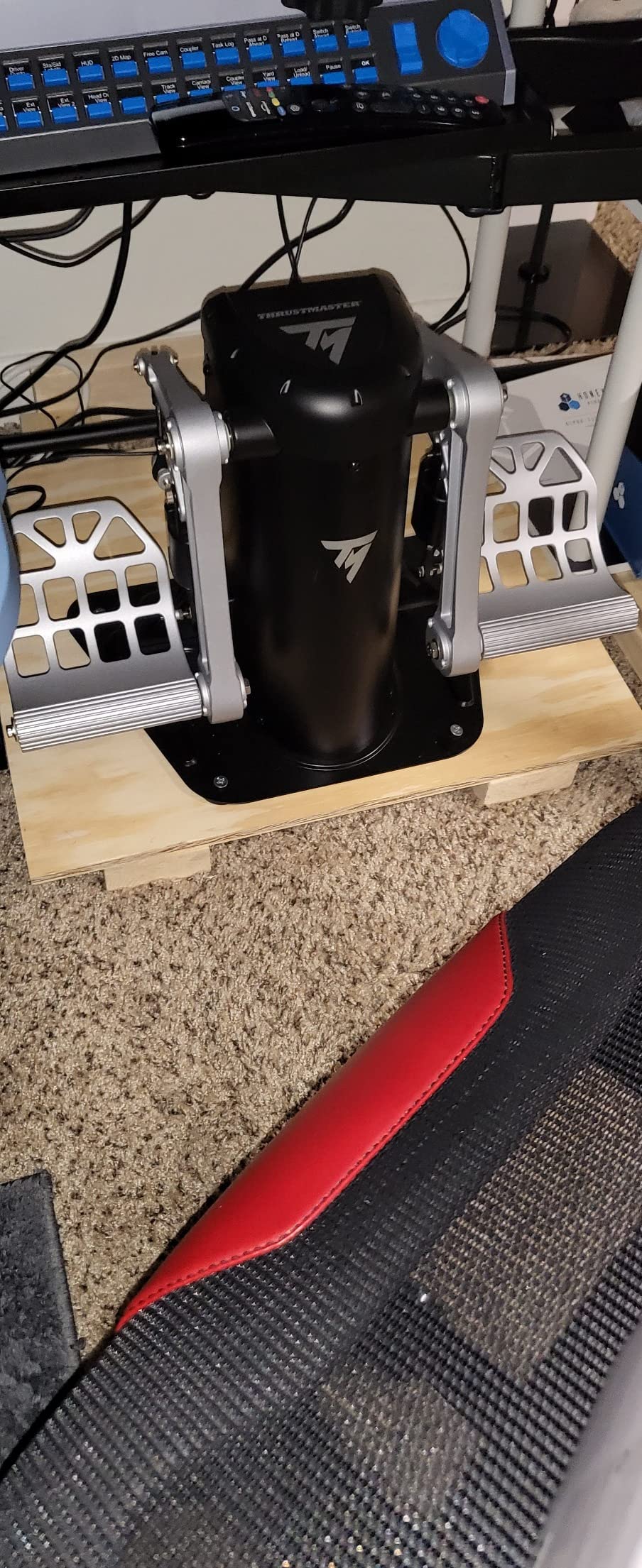 Thrustmaster TPR Rudder Pedals, Flight Simulator Rudder Control - PC customer photo 2